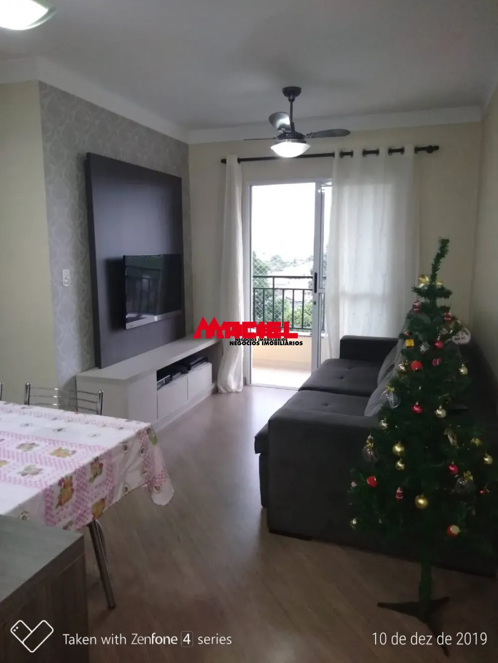 Alugar Apartamento / Padr&atilde;o em S&atilde;o Jos&eacute; dos Campos R$ 2.500,00 - Foto 1