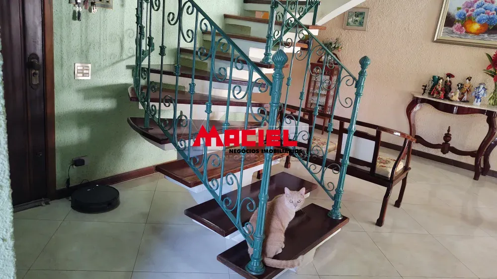 Comprar Casa / Sobrado em S&atilde;o Jos&eacute; dos Campos - Foto 9