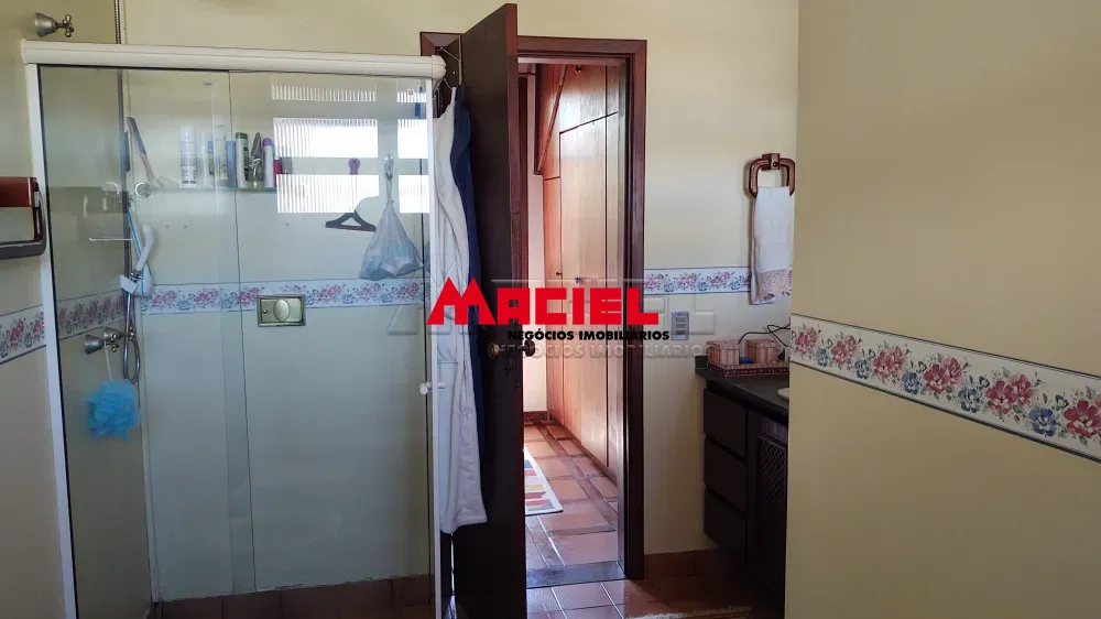 Comprar Casa / Sobrado em S&atilde;o Jos&eacute; dos Campos - Foto 31