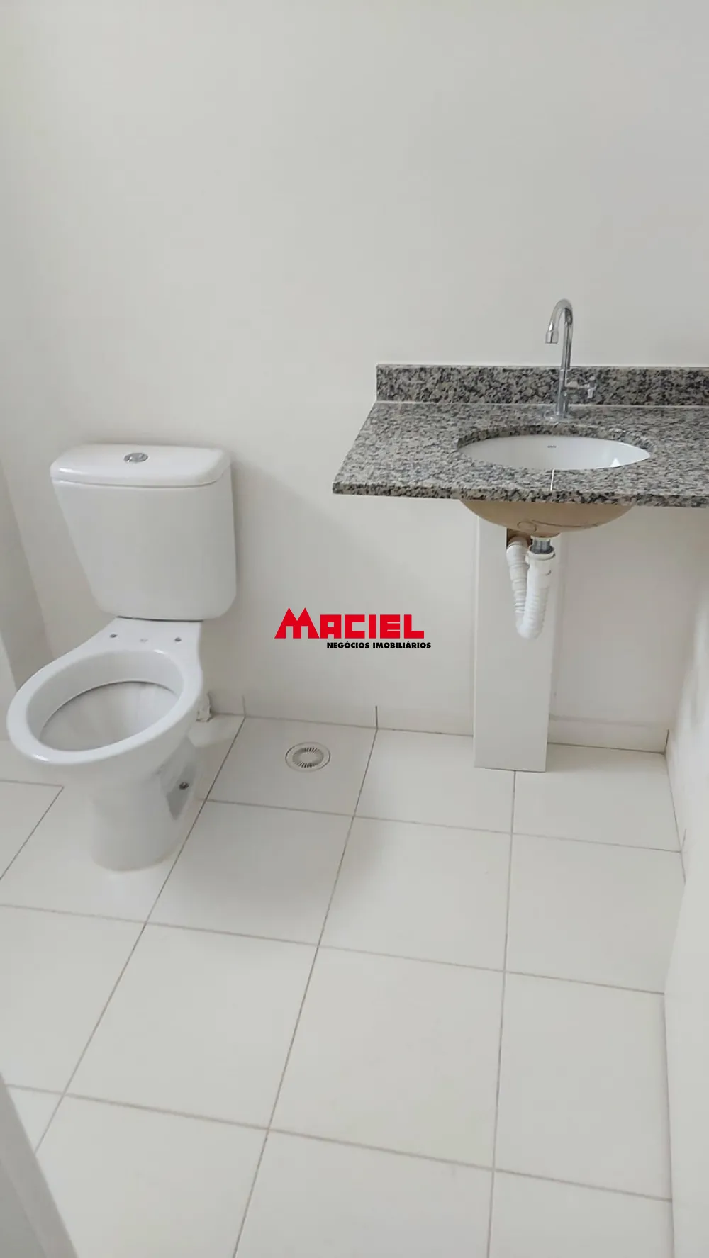 Alugar Apartamento / Padr&atilde;o em S&atilde;o Jos&eacute; dos Campos R$ 1.500,00 - Foto 3