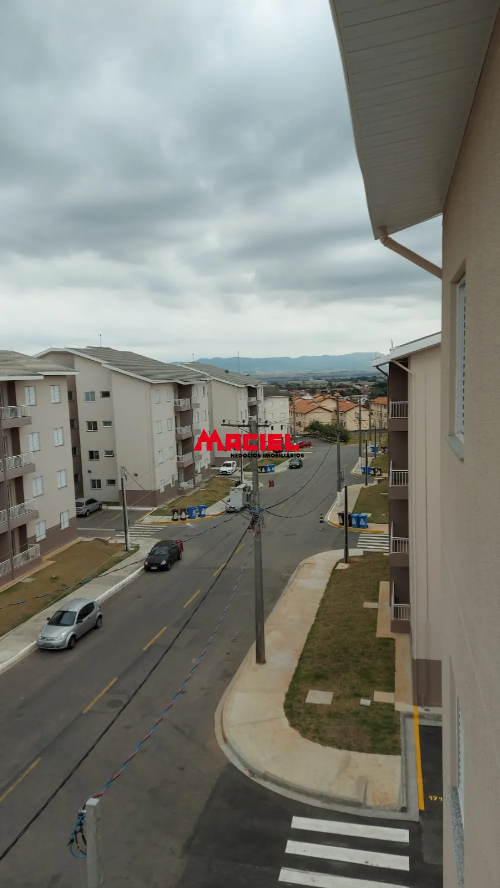 Alugar Apartamento / Padr&atilde;o em S&atilde;o Jos&eacute; dos Campos R$ 1.500,00 - Foto 4