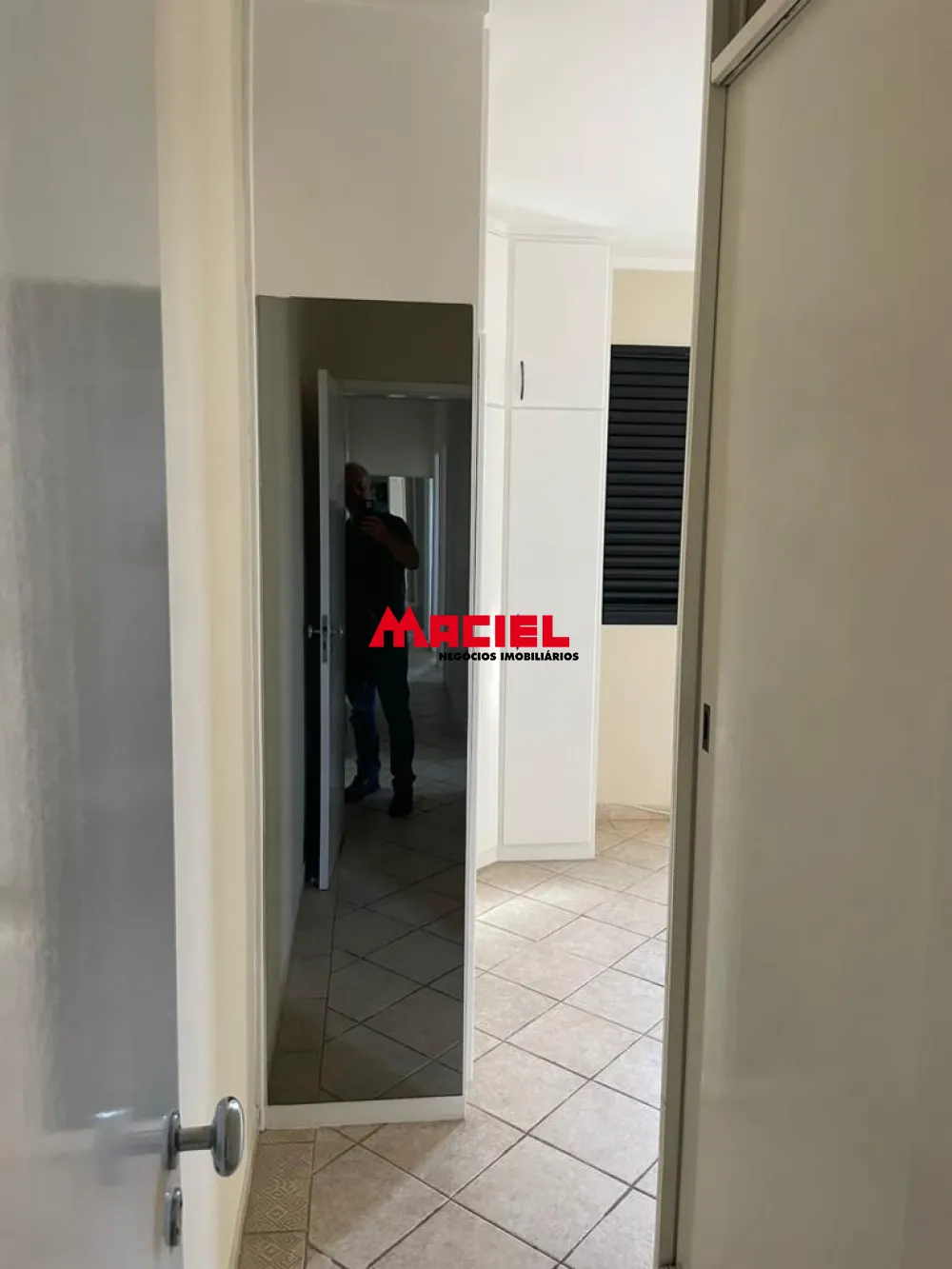 Alugar Apartamento / Padr&atilde;o em S&atilde;o Jos&eacute; dos Campos R$ 4.000,00 - Foto 34
