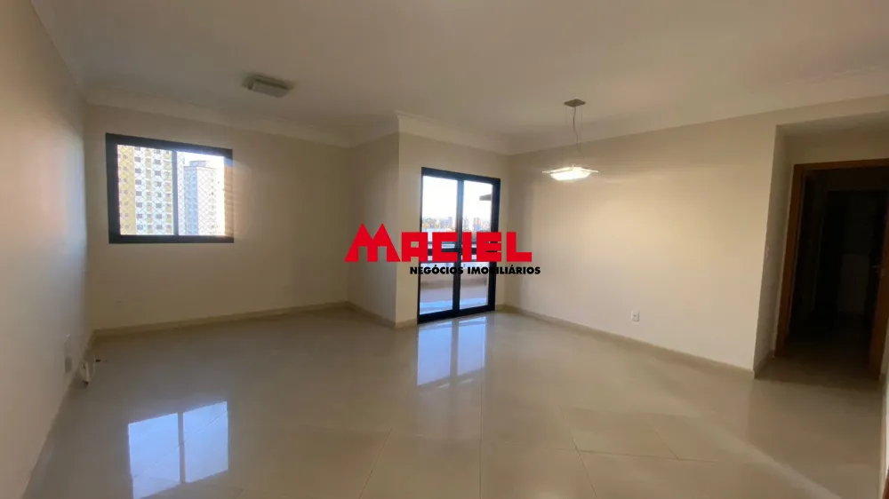 Alugar Apartamento / Padr&atilde;o em S&atilde;o Jos&eacute; dos Campos R$ 4.800,00 - Foto 1