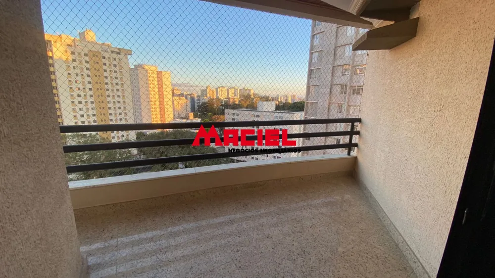 Alugar Apartamento / Padr&atilde;o em S&atilde;o Jos&eacute; dos Campos R$ 4.800,00 - Foto 4