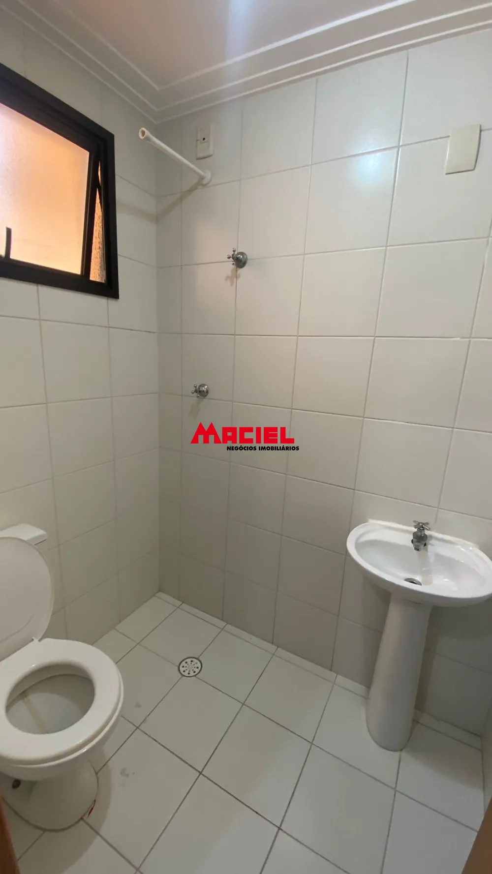 Alugar Apartamento / Padr&atilde;o em S&atilde;o Jos&eacute; dos Campos R$ 4.800,00 - Foto 10