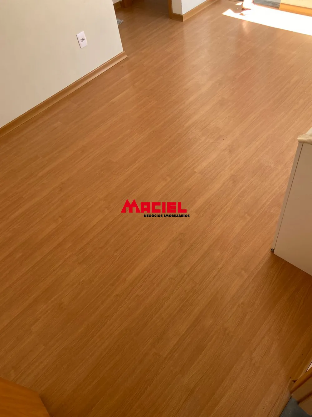 Alugar Apartamento / Padr&atilde;o em S&atilde;o Jos&eacute; dos Campos R$ 800,00 - Foto 2