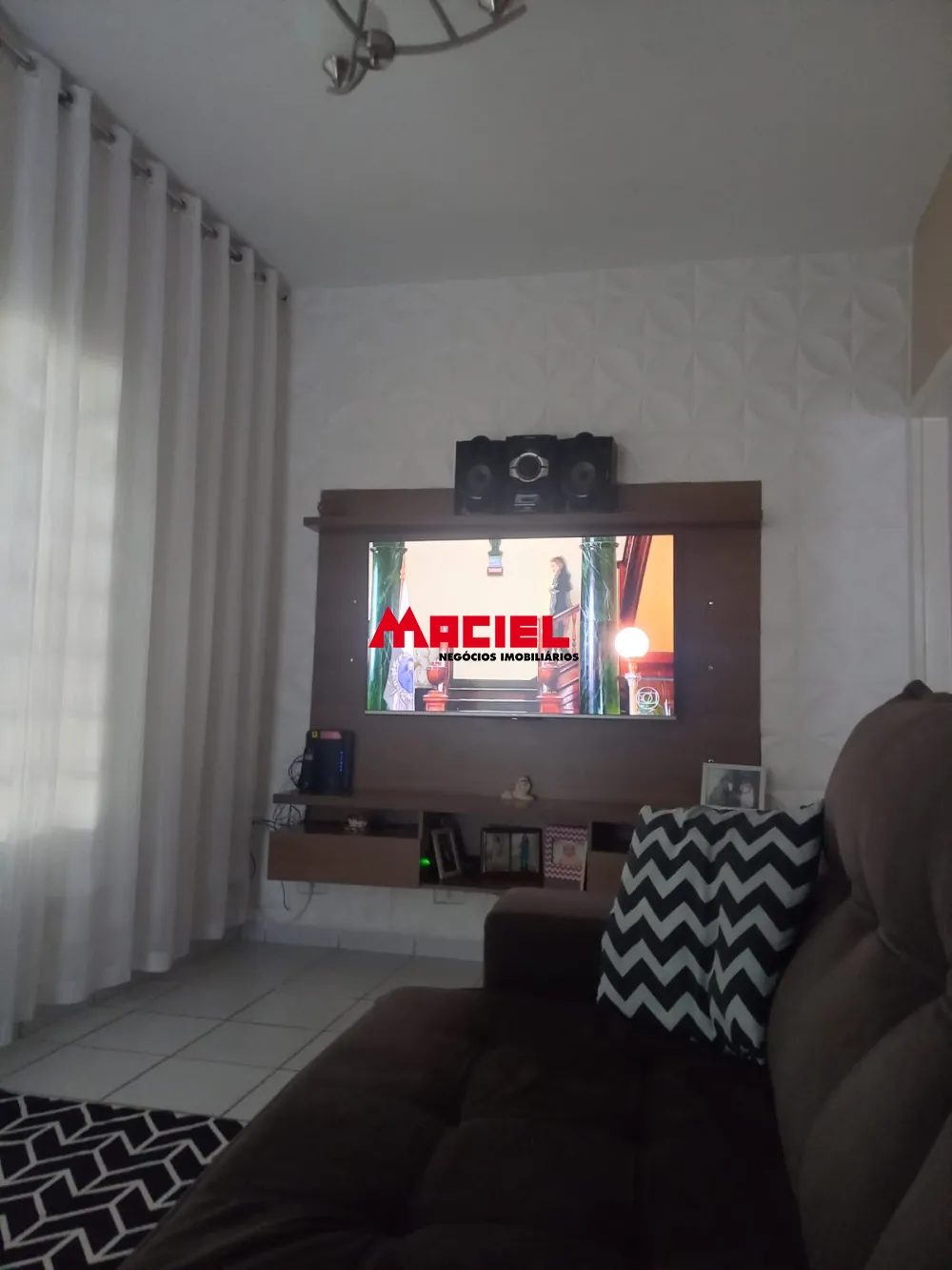 Comprar Casa / Sobrado em S&atilde;o Jos&eacute; dos Campos R$ 550.000,00 - Foto 4