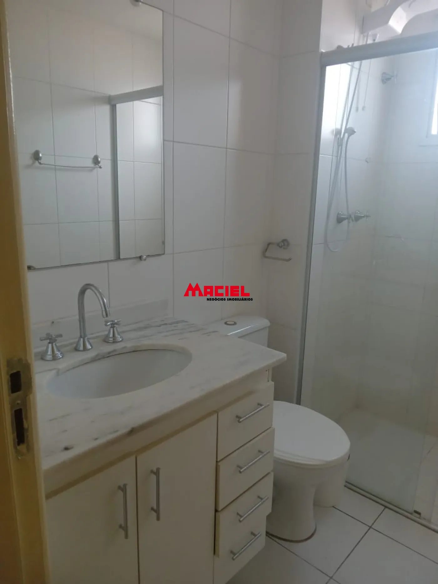 Alugar Apartamento / Padr&atilde;o em S&atilde;o Jos&eacute; dos Campos R$ 2.500,00 - Foto 7