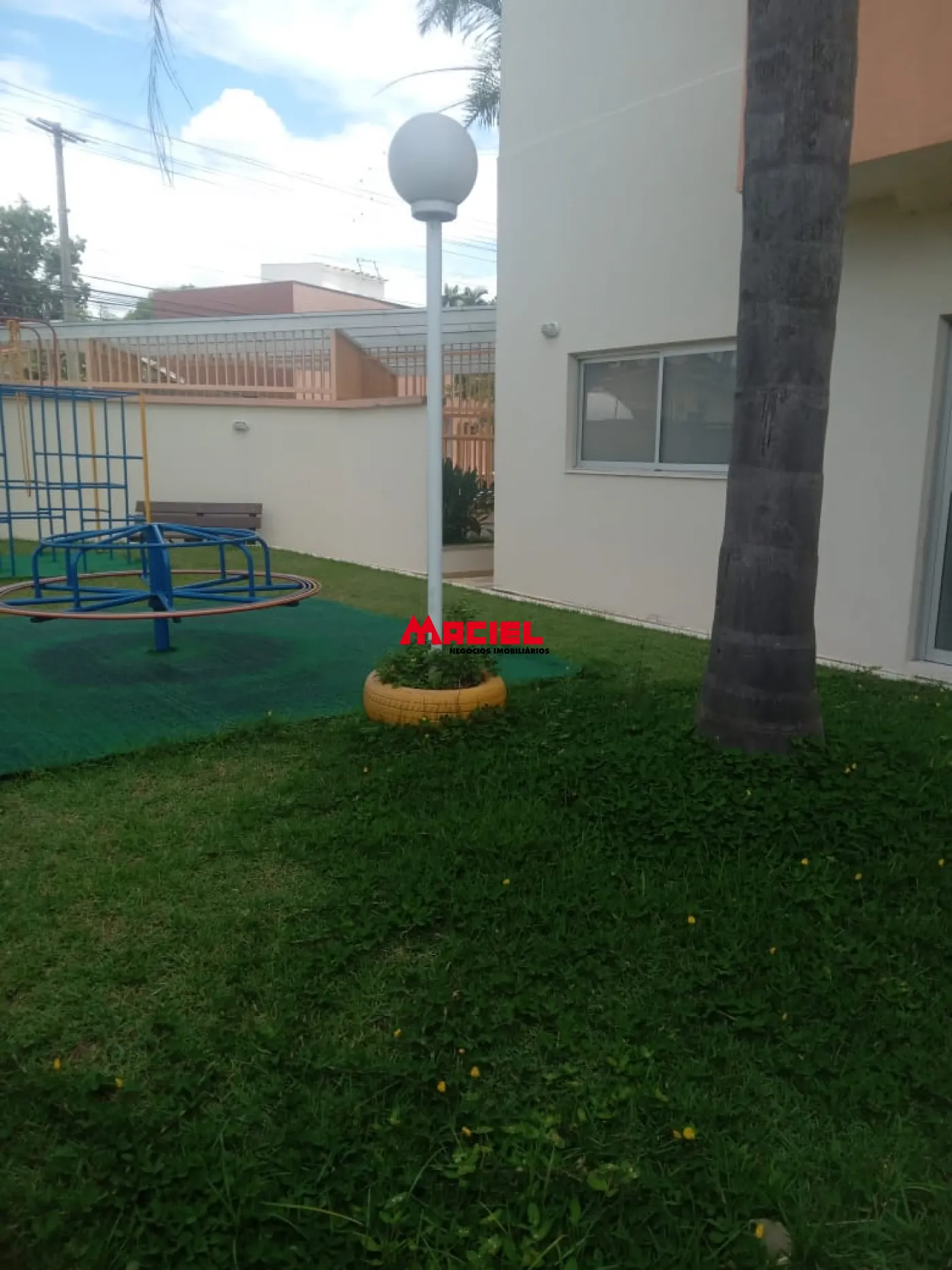 Alugar Apartamento / Padr&atilde;o em S&atilde;o Jos&eacute; dos Campos R$ 2.500,00 - Foto 13