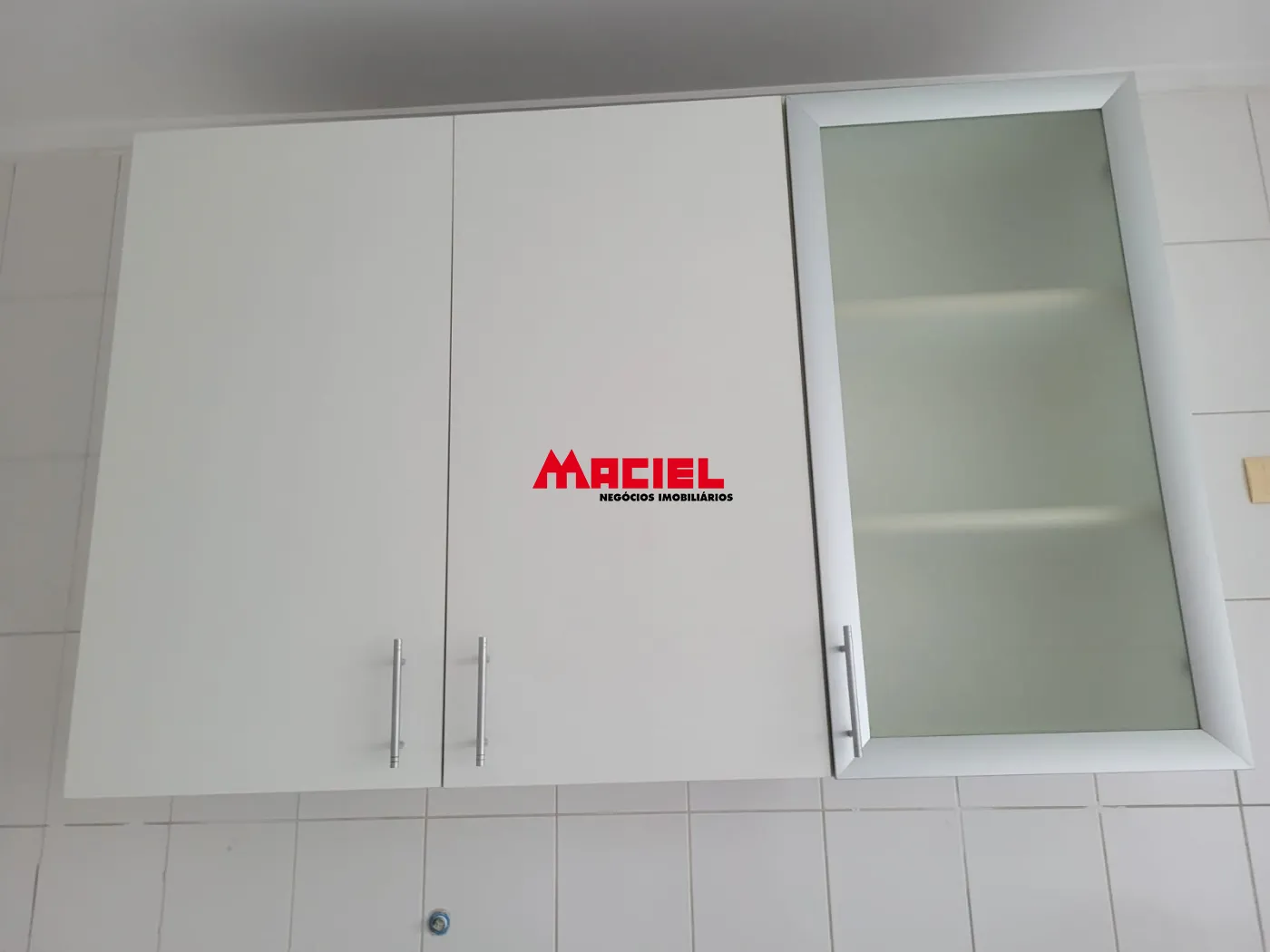 Alugar Apartamento / Padr&atilde;o em S&atilde;o Jos&eacute; dos Campos R$ 1.600,00 - Foto 5