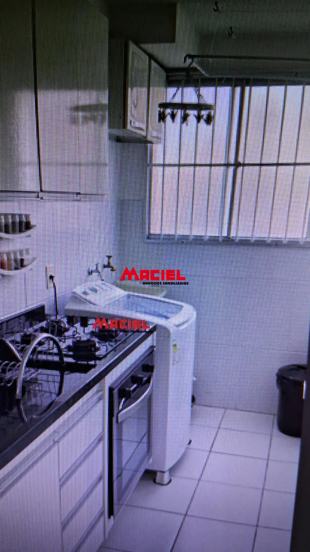 Alugar Apartamento / Padr&atilde;o em S&atilde;o Jos&eacute; dos Campos R$ 1.400,00 - Foto 2