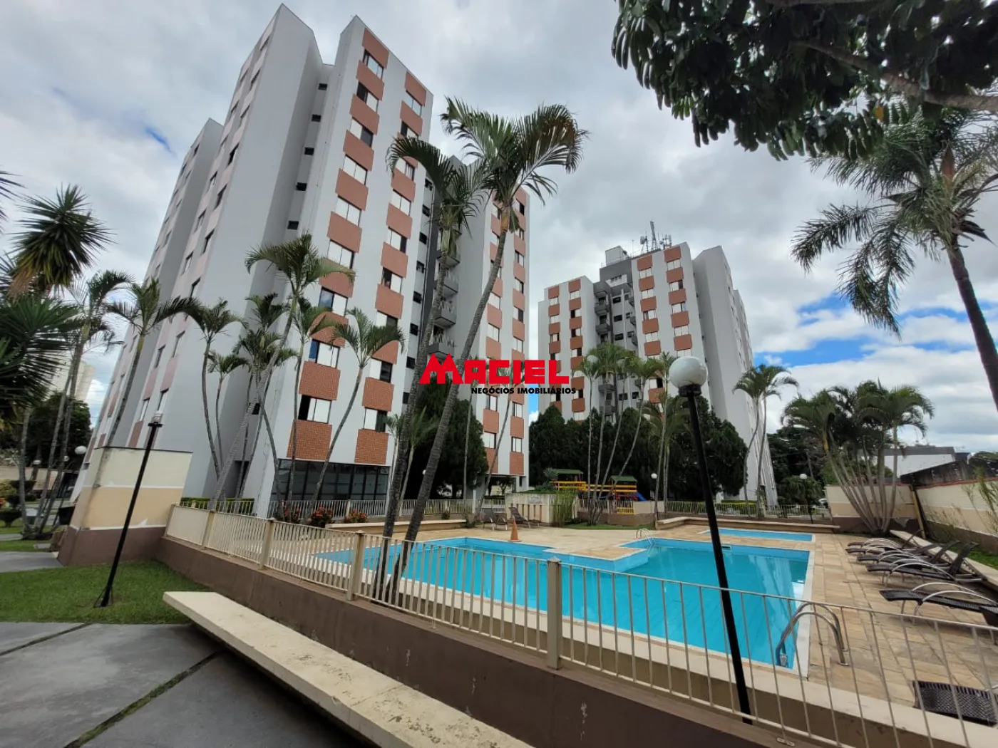 Comprar Apartamento / Padr&atilde;o em S&atilde;o Jos&eacute; dos Campos R$ 380.000,00 - Foto 1