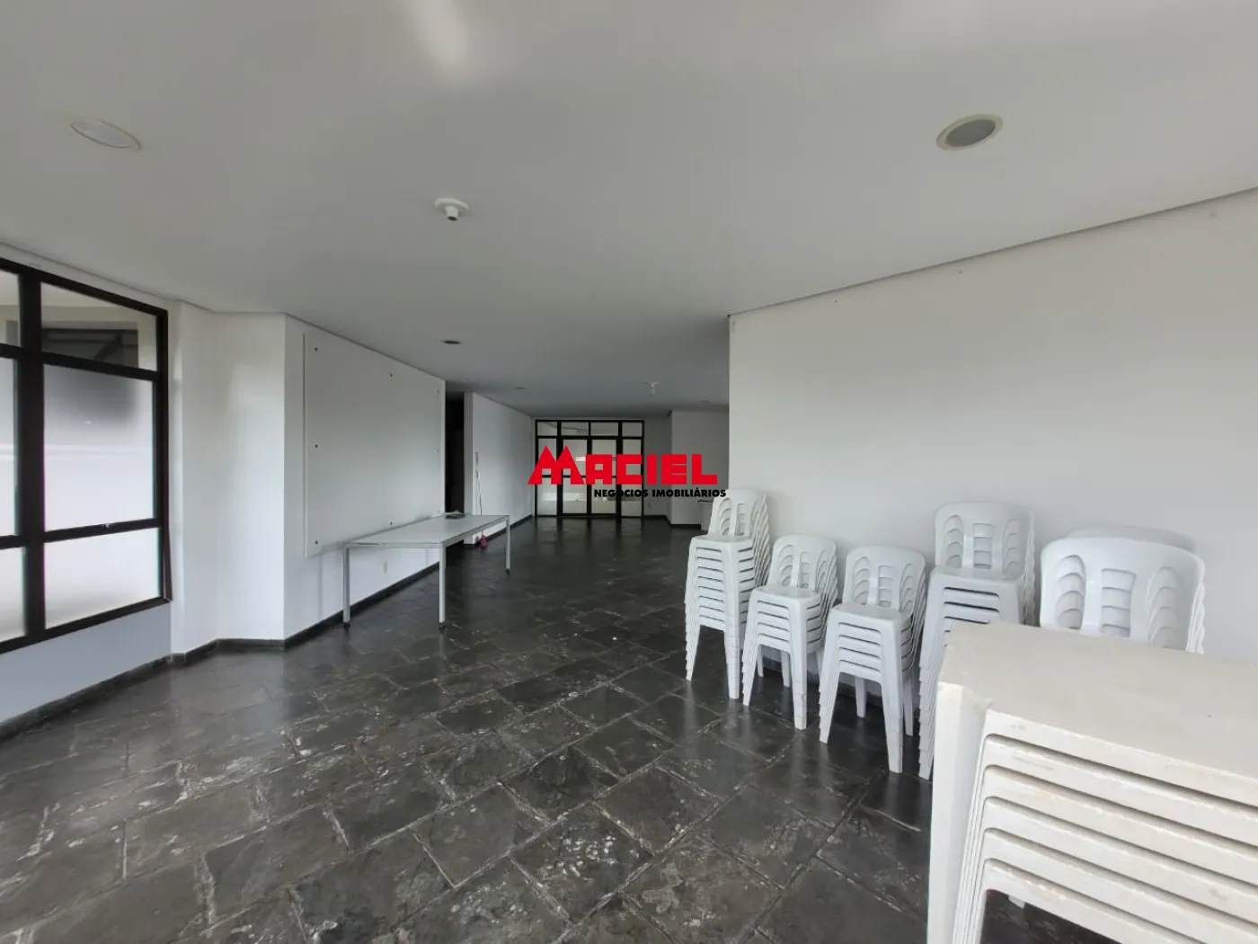 Comprar Apartamento / Padr&atilde;o em S&atilde;o Jos&eacute; dos Campos R$ 380.000,00 - Foto 18