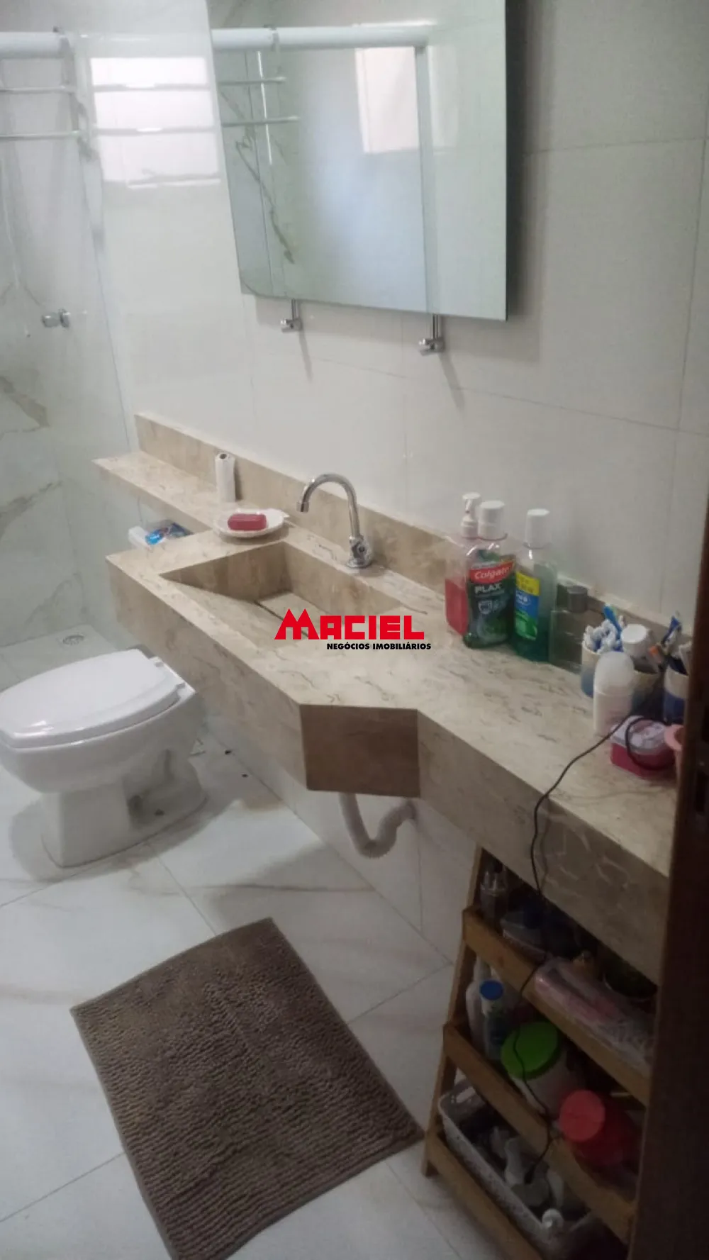 Alugar Casa / Condom&iacute;nio em Ca&ccedil;apava R$ 5.500,00 - Foto 2