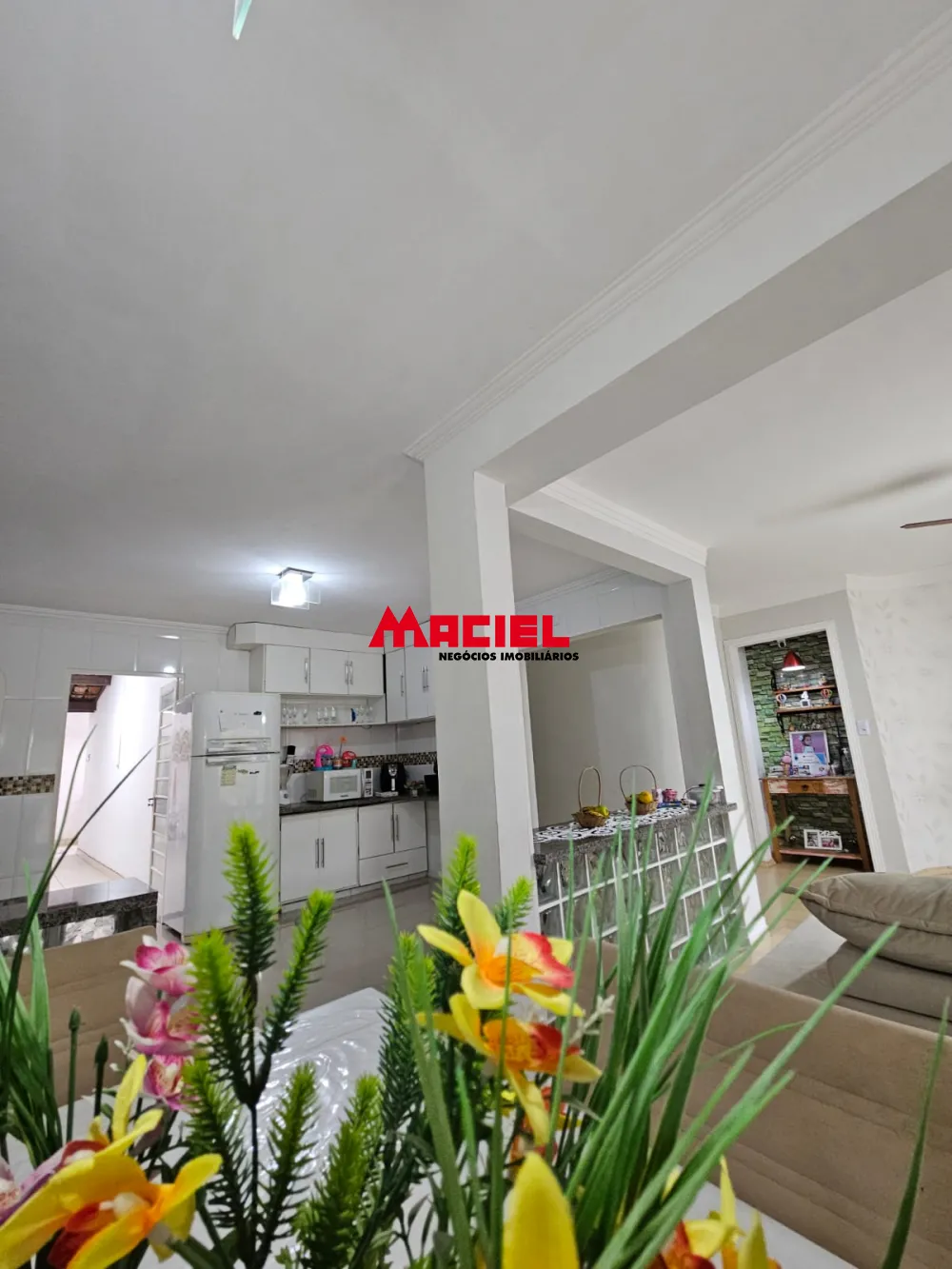 Alugar Casa / Padr&atilde;o em S&atilde;o Jos&eacute; dos Campos R$ 3.500,00 - Foto 8