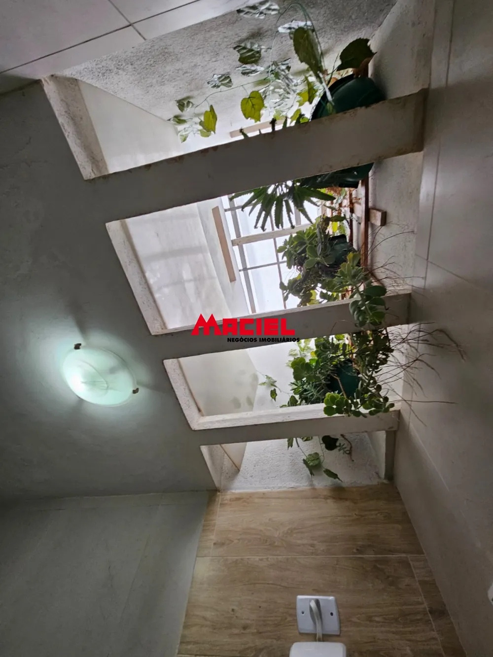 Alugar Casa / Padr&atilde;o em S&atilde;o Jos&eacute; dos Campos R$ 3.500,00 - Foto 38