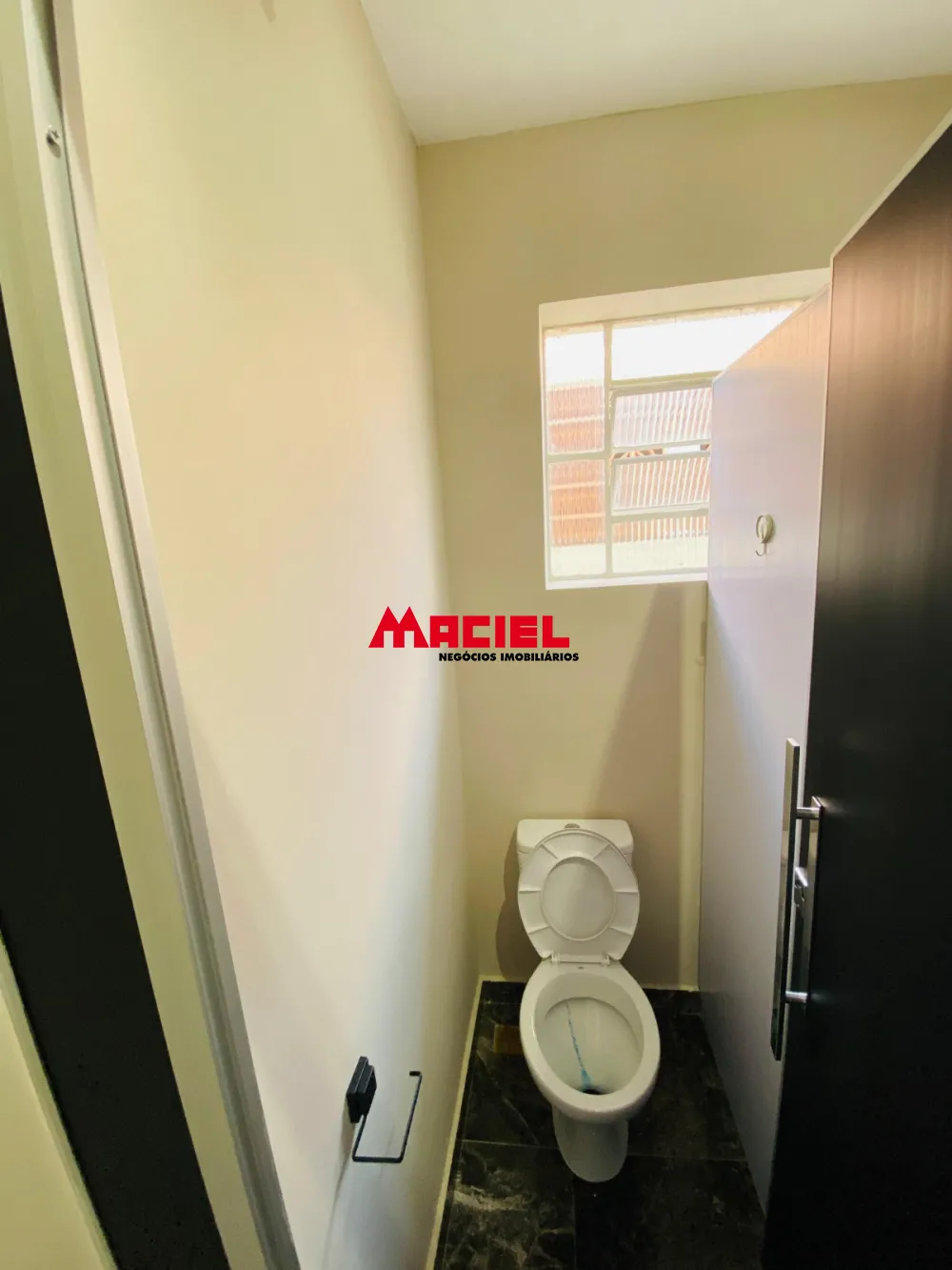 Comprar Comercial / Pr&eacute;dio em S&atilde;o Jos&eacute; dos Campos R$ 1.250.000,00 - Foto 28