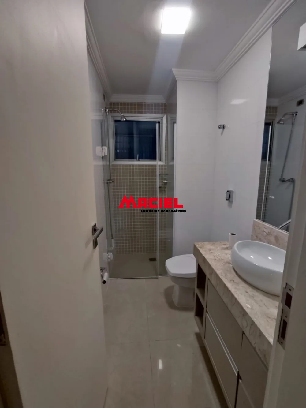 Alugar Apartamento / Padr&atilde;o em S&atilde;o Jos&eacute; dos Campos R$ 3.500,00 - Foto 10