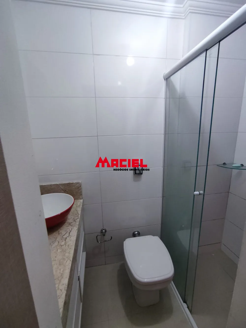 Alugar Apartamento / Padr&atilde;o em S&atilde;o Jos&eacute; dos Campos R$ 3.500,00 - Foto 9