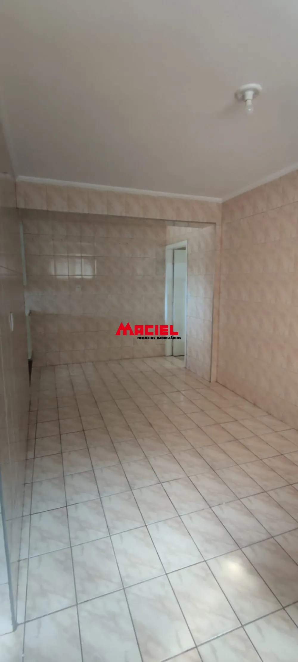 Alugar Casa / Padr&atilde;o em S&atilde;o Jos&eacute; dos Campos R$ 3.900,00 - Foto 10