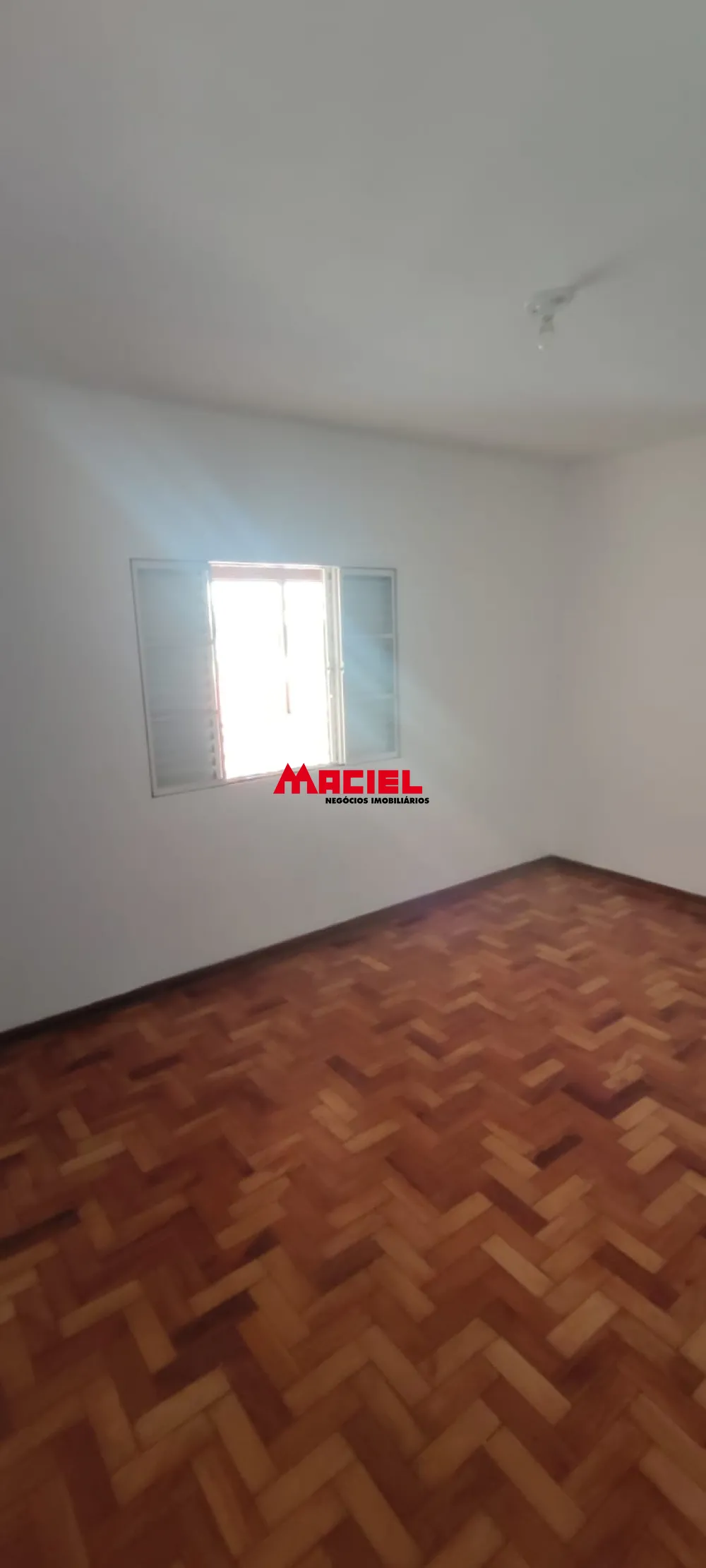 Alugar Casa / Padr&atilde;o em S&atilde;o Jos&eacute; dos Campos R$ 3.900,00 - Foto 20
