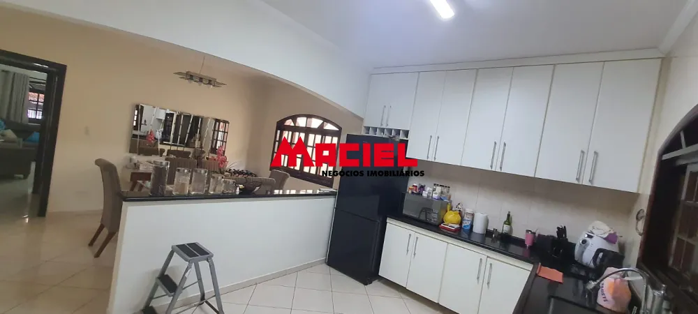 Comprar Casa / Sobrado em S&atilde;o Jos&eacute; dos Campos R$ 800.000,00 - Foto 14