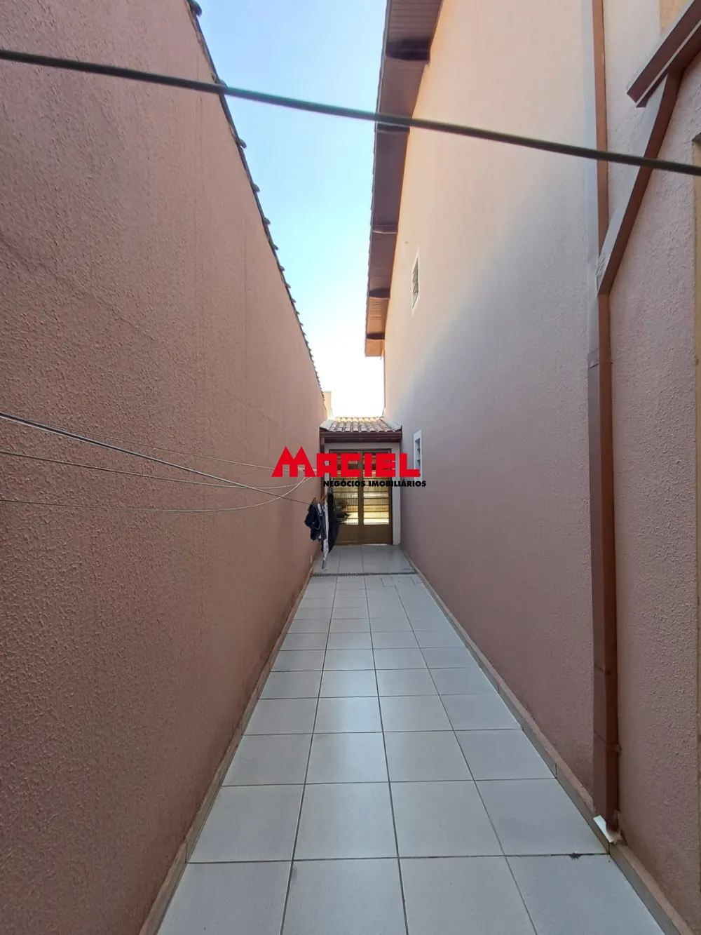 Comprar Casa / Sobrado em S&atilde;o Jos&eacute; dos Campos R$ 850.000,00 - Foto 3