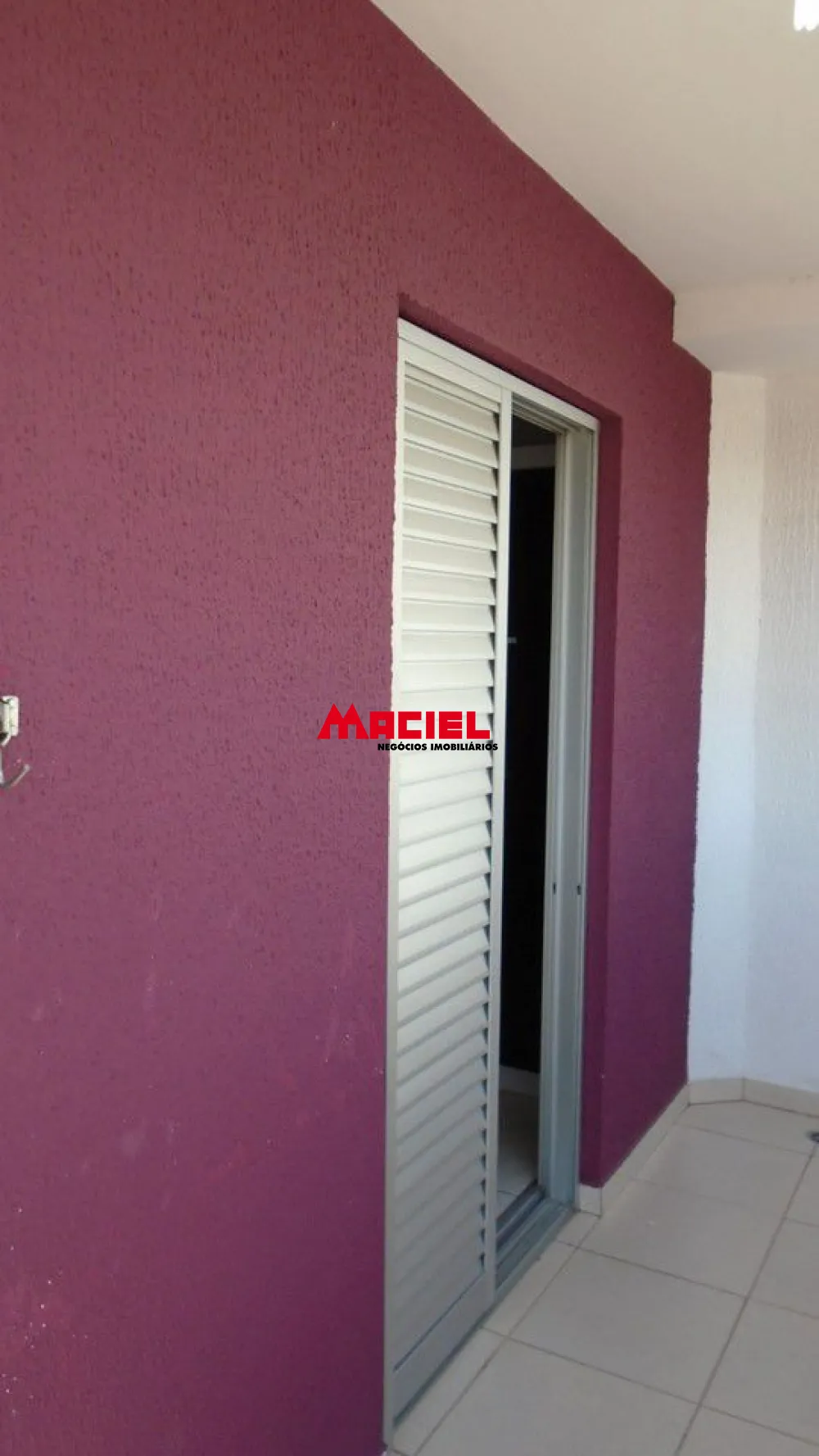 Comprar Apartamento / Padr&atilde;o em S&atilde;o Jos&eacute; dos Campos R$ 365.000,00 - Foto 2