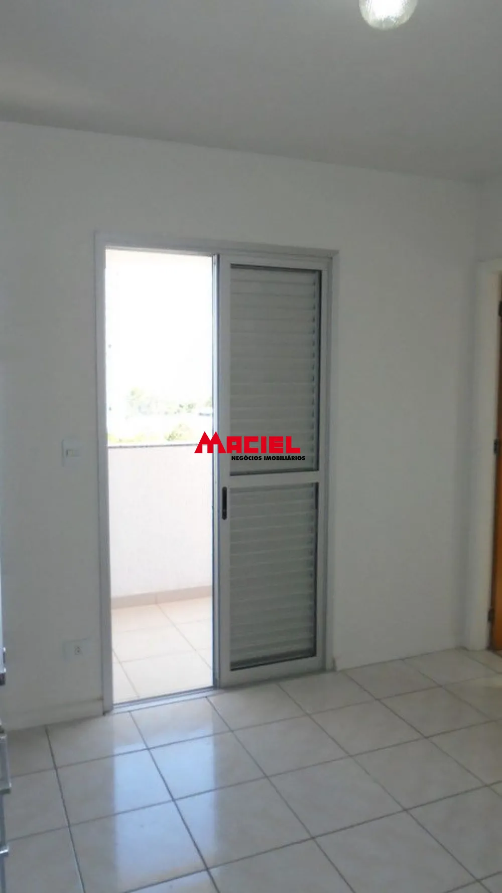 Comprar Apartamento / Padr&atilde;o em S&atilde;o Jos&eacute; dos Campos R$ 365.000,00 - Foto 9