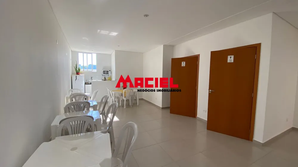 Alugar Apartamento / Padr&atilde;o em S&atilde;o Jos&eacute; dos Campos R$ 2.800,00 - Foto 4