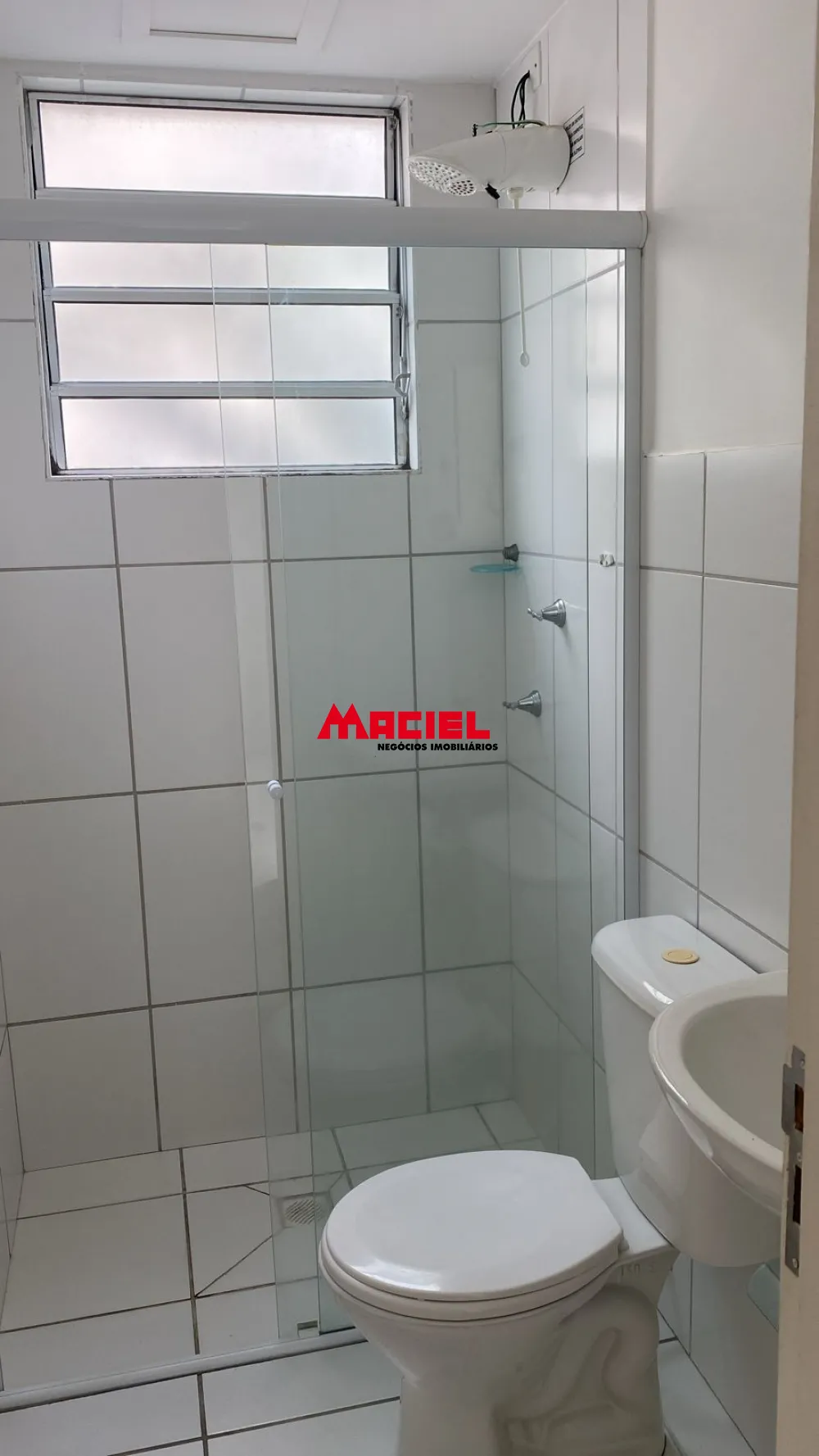 Alugar Apartamento / Padr&atilde;o em Jacare&iacute; R$ 1.300,00 - Foto 2