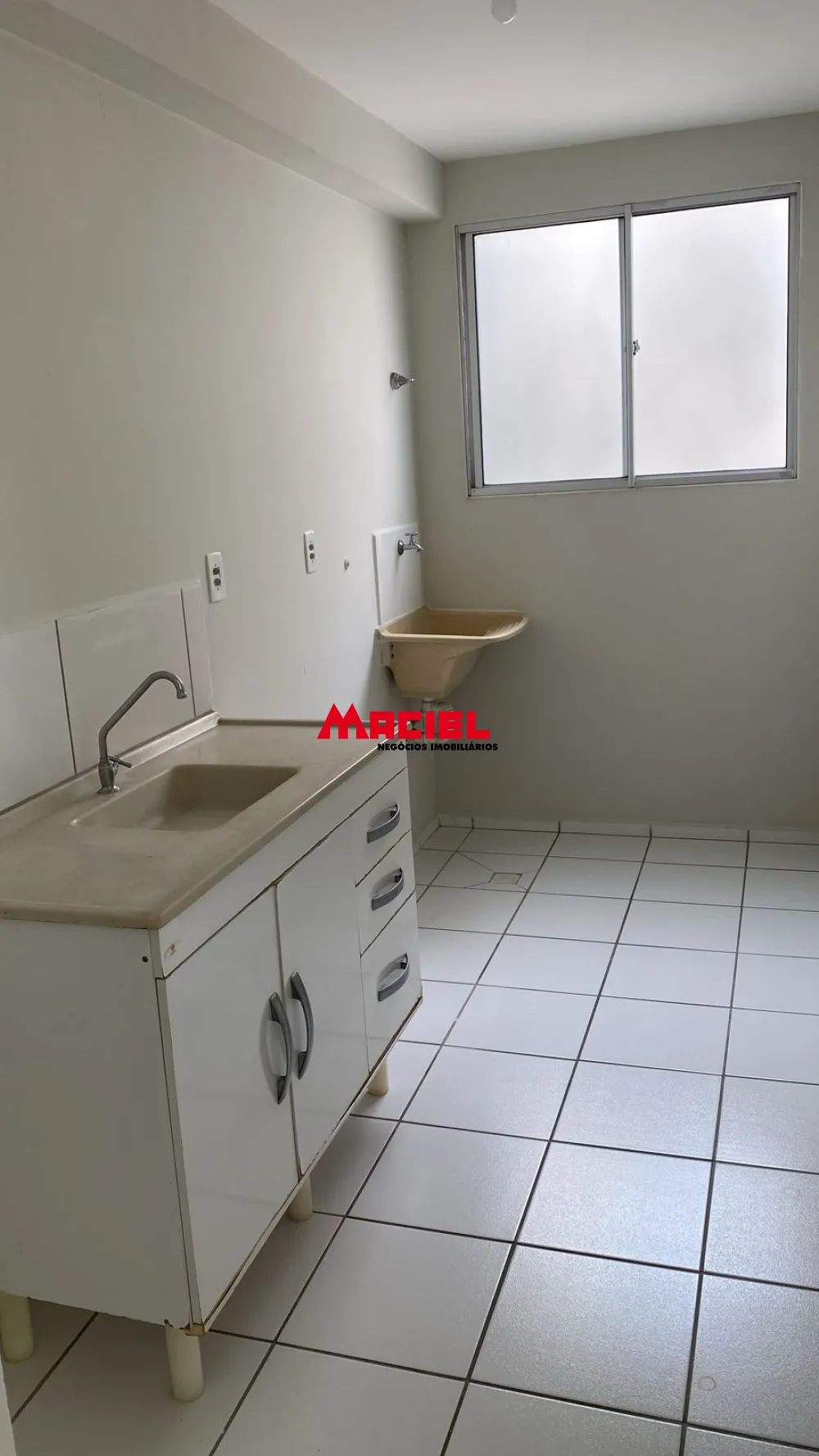 Alugar Apartamento / Padr&atilde;o em Jacare&iacute; R$ 1.300,00 - Foto 3