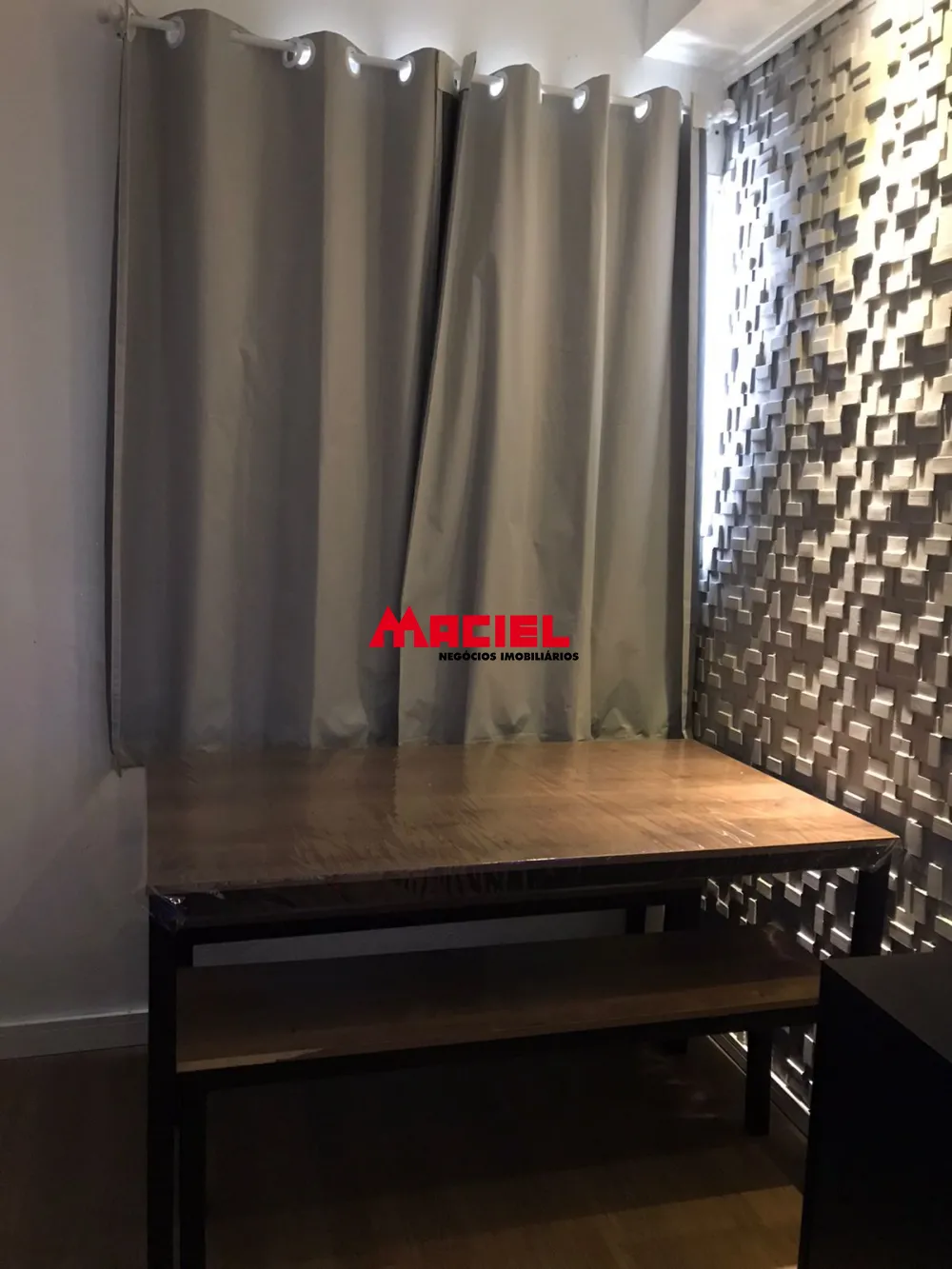 Comprar Apartamento / Padr&atilde;o em Caraguatatuba R$ 370.000,00 - Foto 1