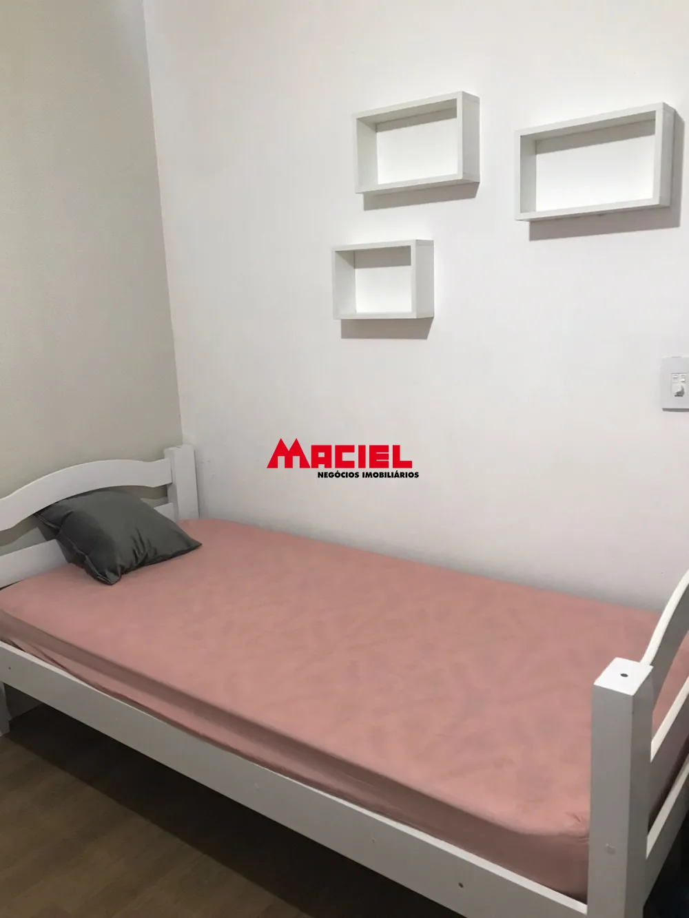 Comprar Apartamento / Padr&atilde;o em Caraguatatuba R$ 370.000,00 - Foto 15