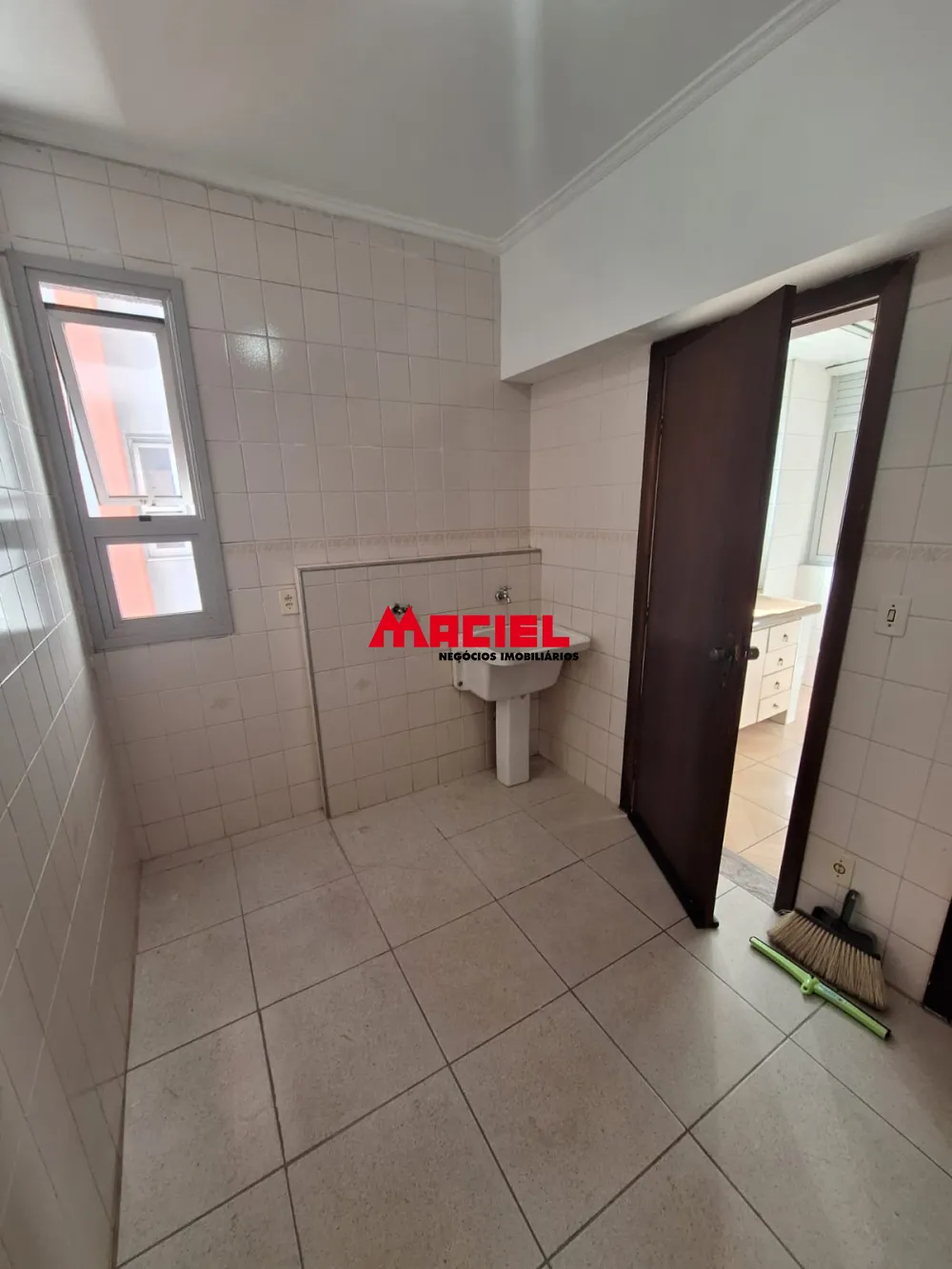 Comprar Apartamento / Padr&atilde;o em Jacare&iacute; R$ 550.000,00 - Foto 10