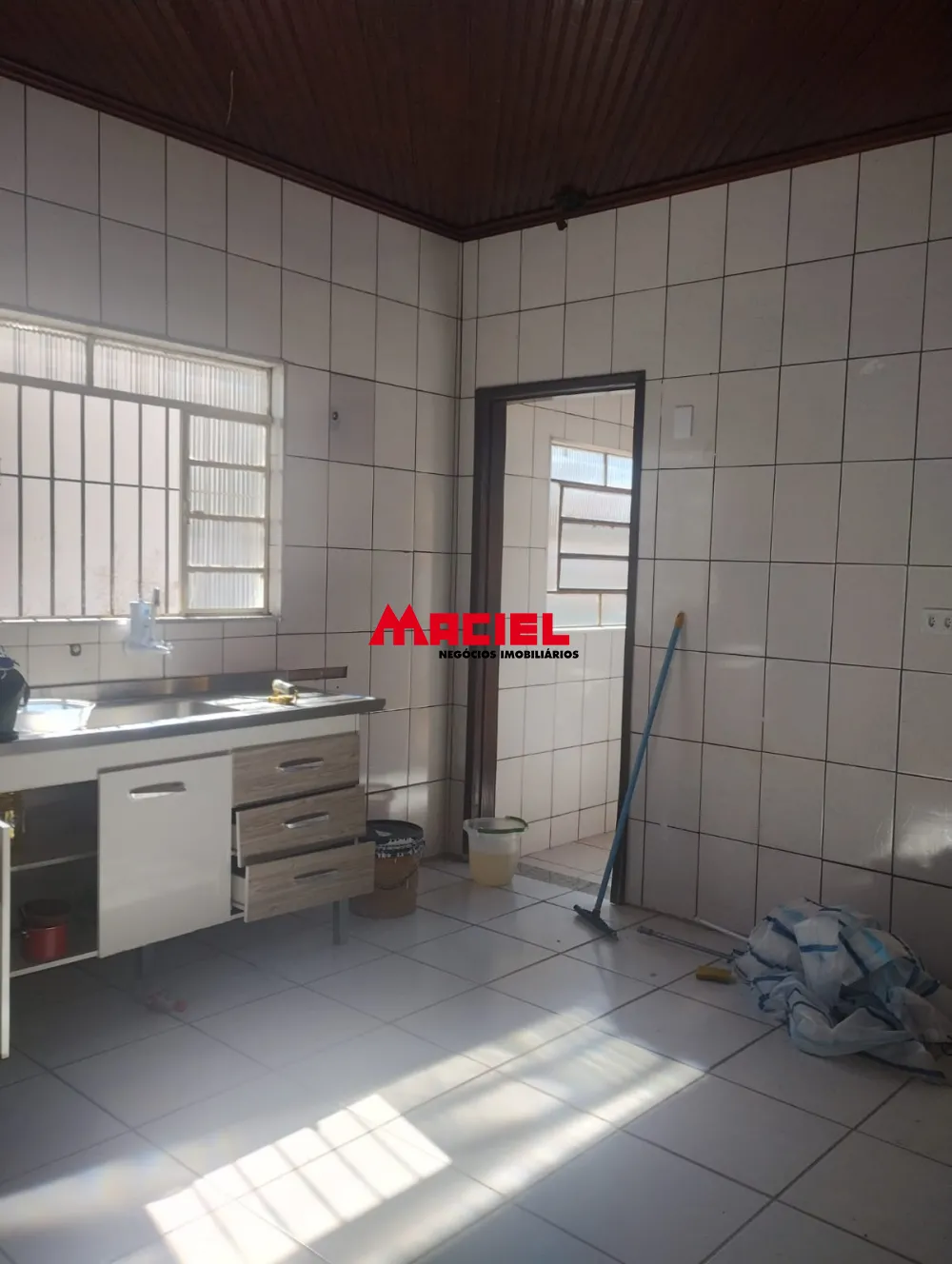 Alugar Casa / Padr&atilde;o em S&atilde;o Jos&eacute; dos Campos R$ 3.500,00 - Foto 8