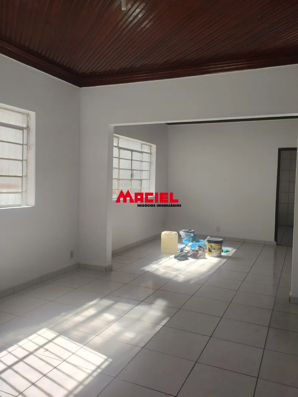 Alugar Casa / Padr&atilde;o em S&atilde;o Jos&eacute; dos Campos R$ 3.500,00 - Foto 12