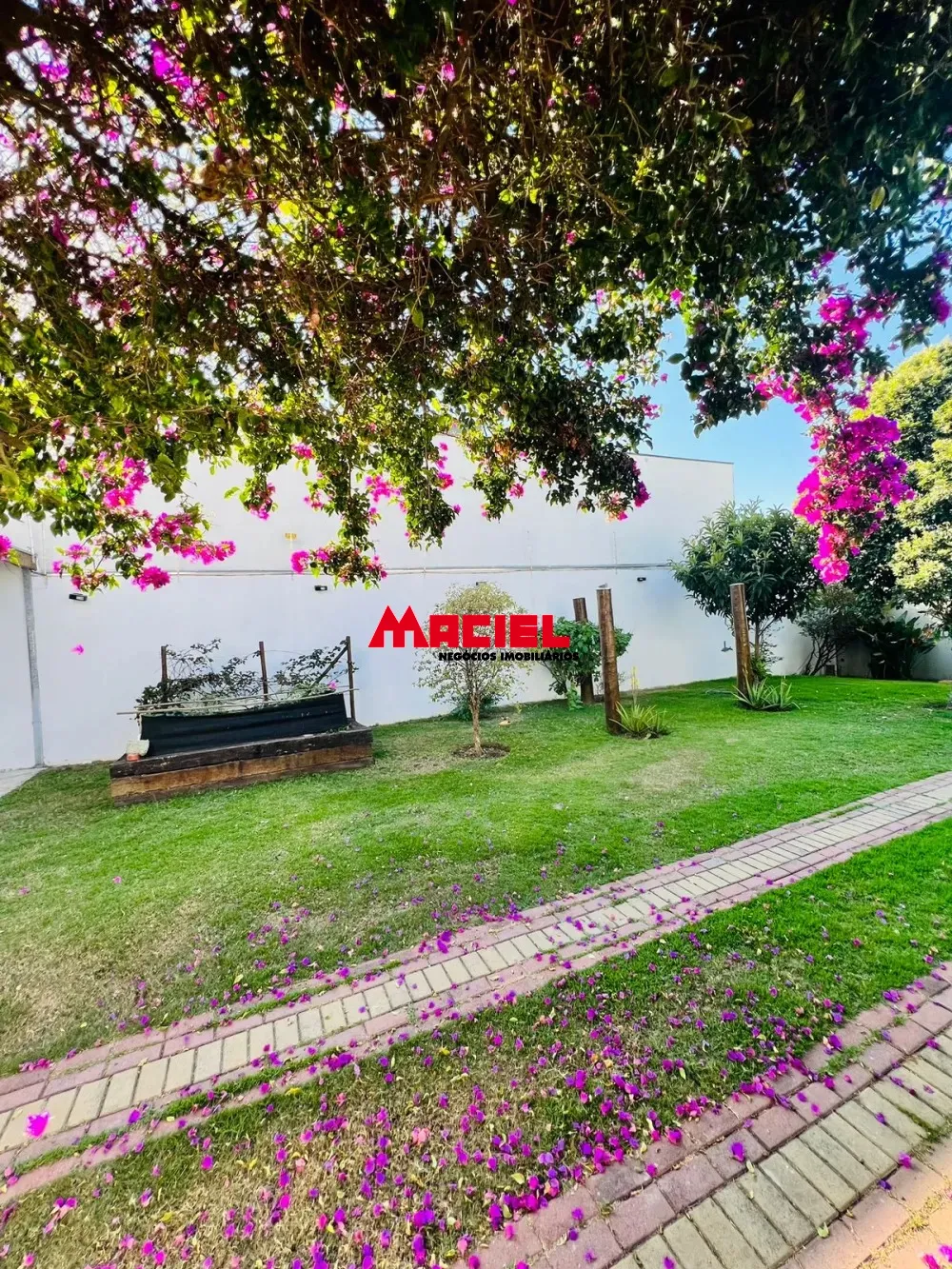 Comprar Casa / Sobrado em Jacare&iacute; R$ 1.330.000,00 - Foto 15