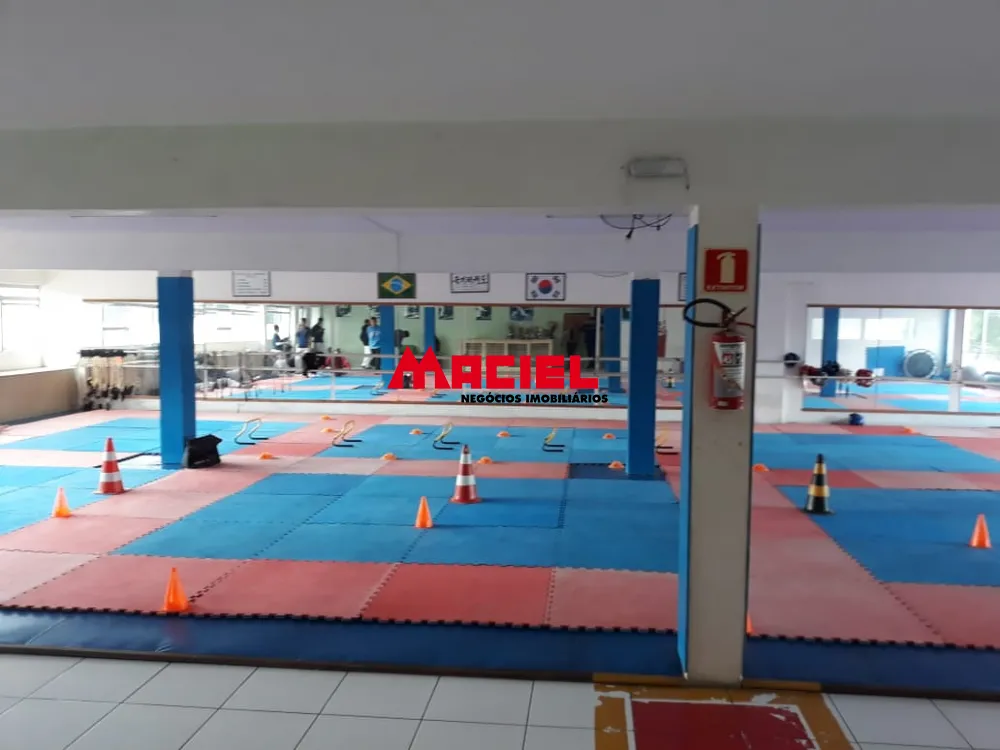 Alugar Comercial / Pr&eacute;dio em S&atilde;o Jos&eacute; dos Campos R$ 8.000,00 - Foto 1