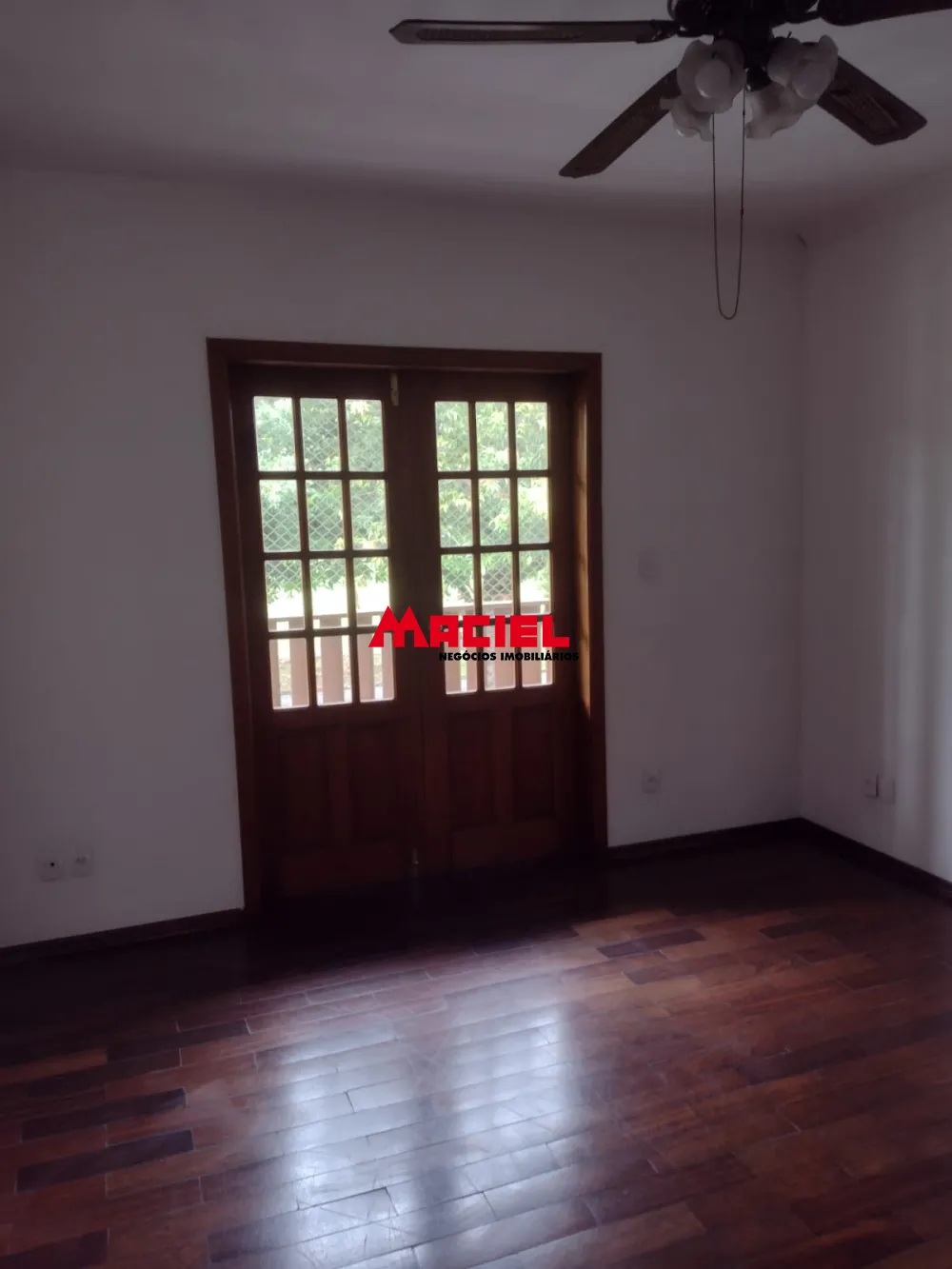 Alugar Casa / Sobrado em S&atilde;o Jos&eacute; dos Campos R$ 8.900,00 - Foto 17