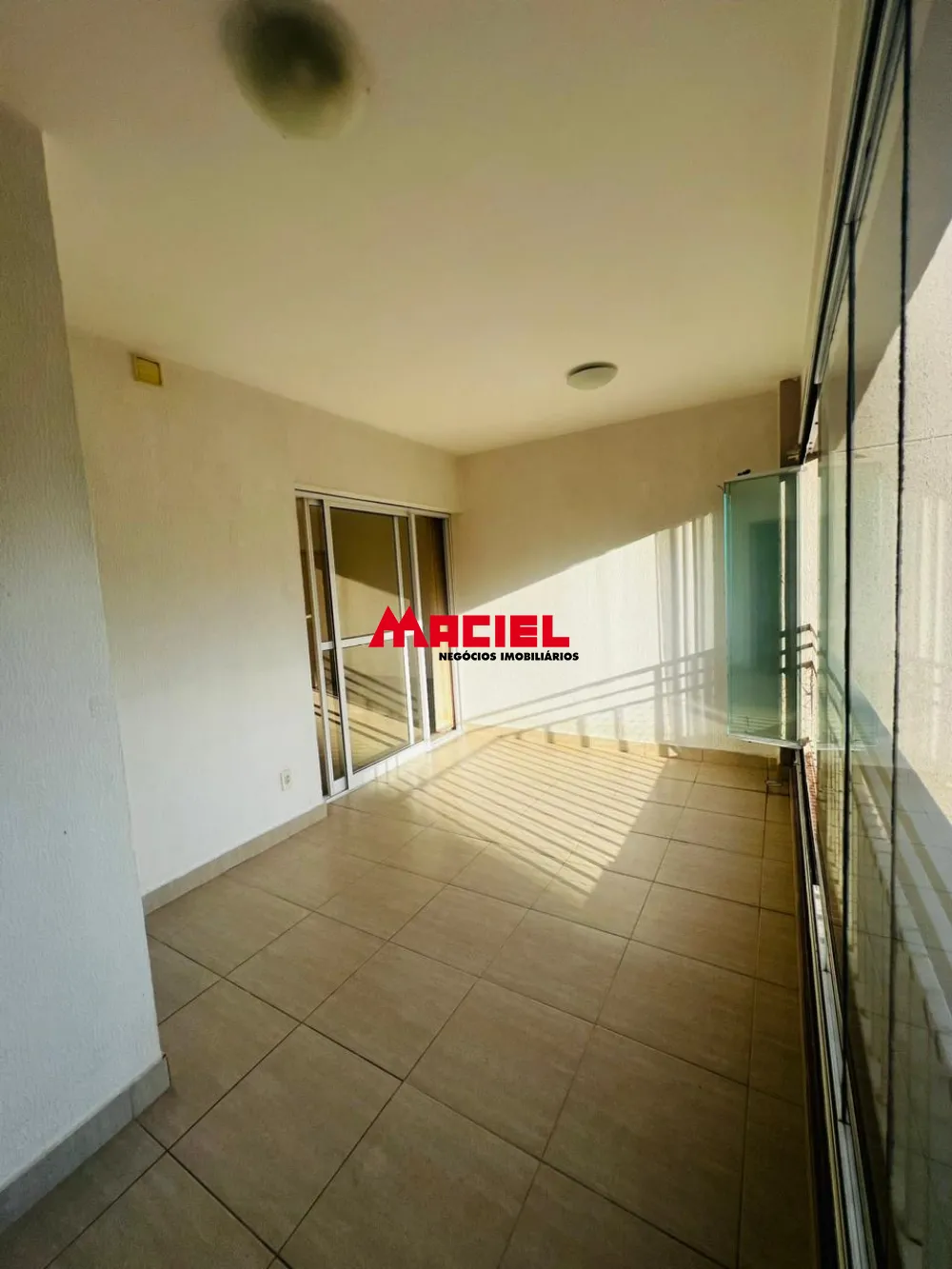 Alugar Apartamento / Padr&atilde;o em S&atilde;o Jos&eacute; dos Campos R$ 4.400,00 - Foto 13