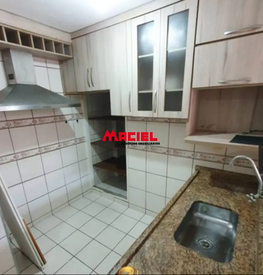 Alugar Casa / Padr&atilde;o em S&atilde;o Jos&eacute; dos Campos R$ 2.100,00 - Foto 17