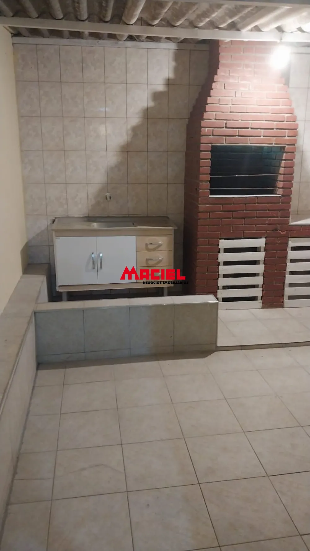Alugar Casa / Padr&atilde;o em S&atilde;o Jos&eacute; dos Campos R$ 2.700,00 - Foto 14