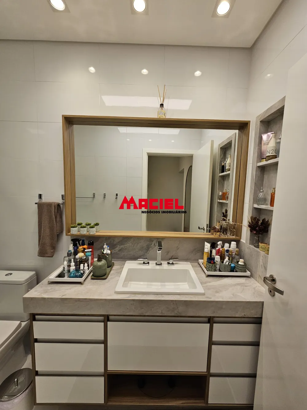 Comprar Casa / Condom&iacute;nio em S&atilde;o Jos&eacute; dos Campos R$ 3.300.000,00 - Foto 35