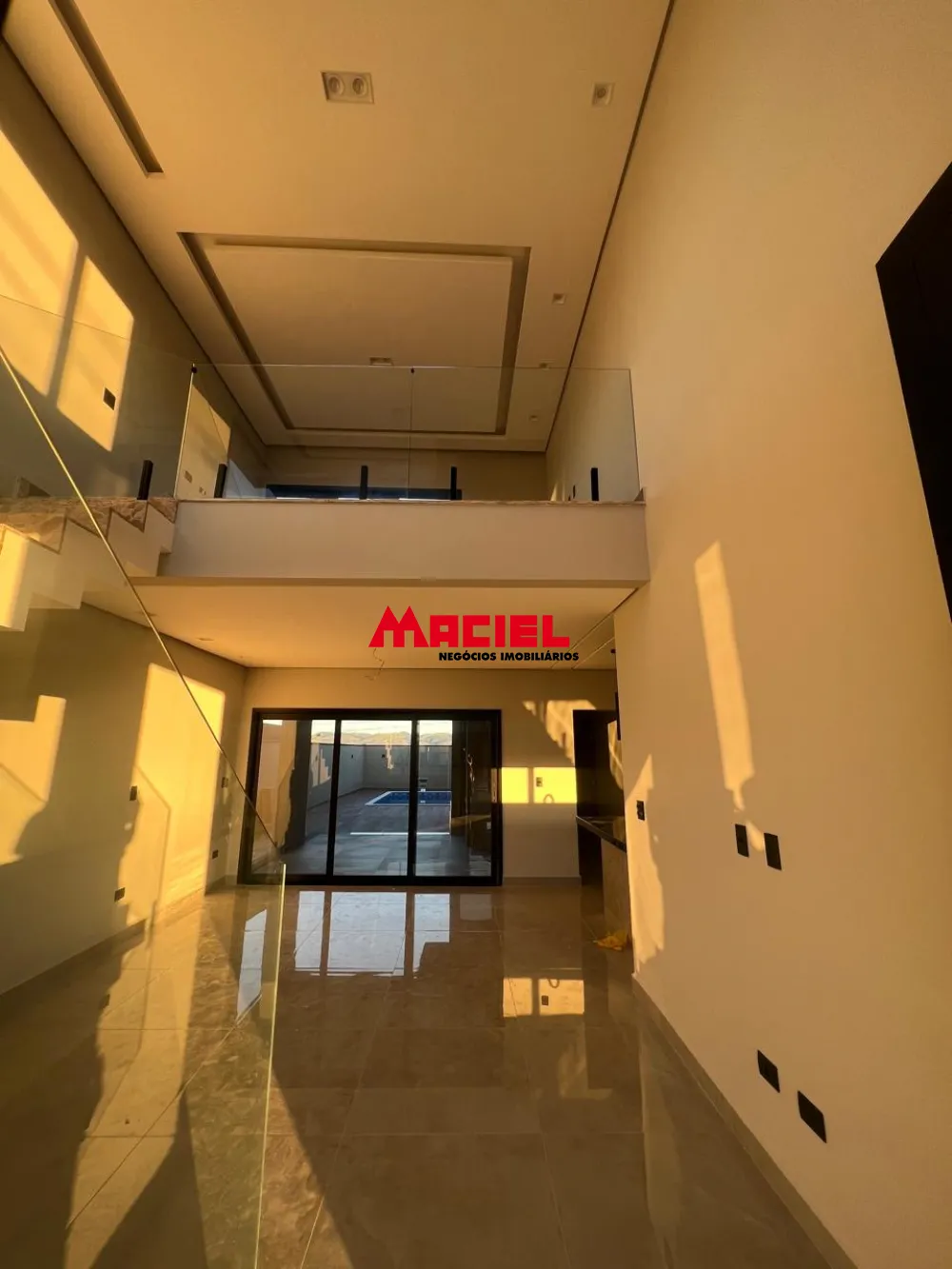 Comprar Casa / Condom&iacute;nio em Ca&ccedil;apava R$ 1.280.000,00 - Foto 2