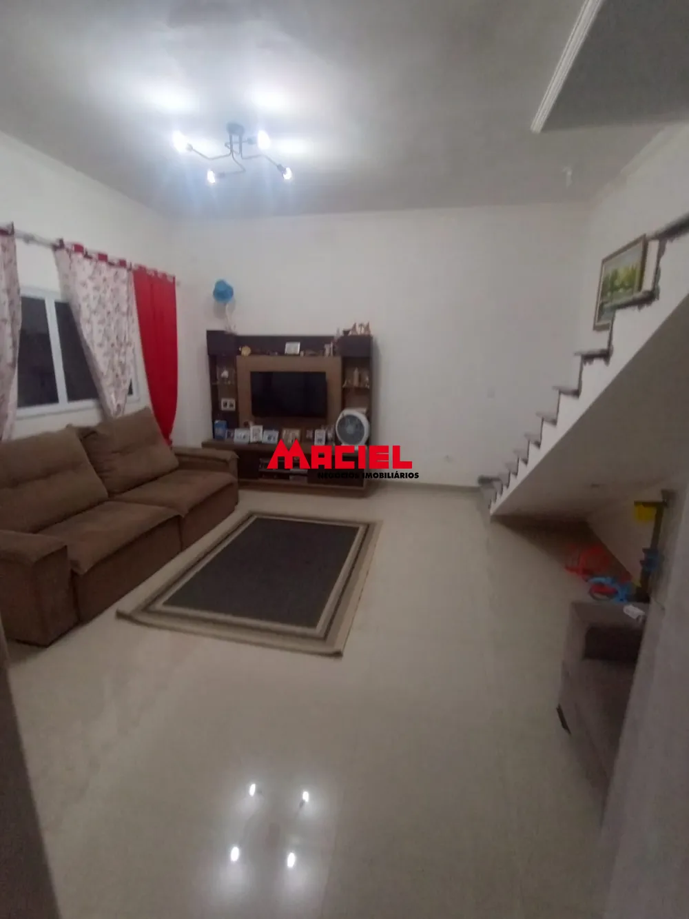 Comprar Casa / Ed&iacute;cula em S&atilde;o Jos&eacute; dos Campos R$ 772.000,00 - Foto 4