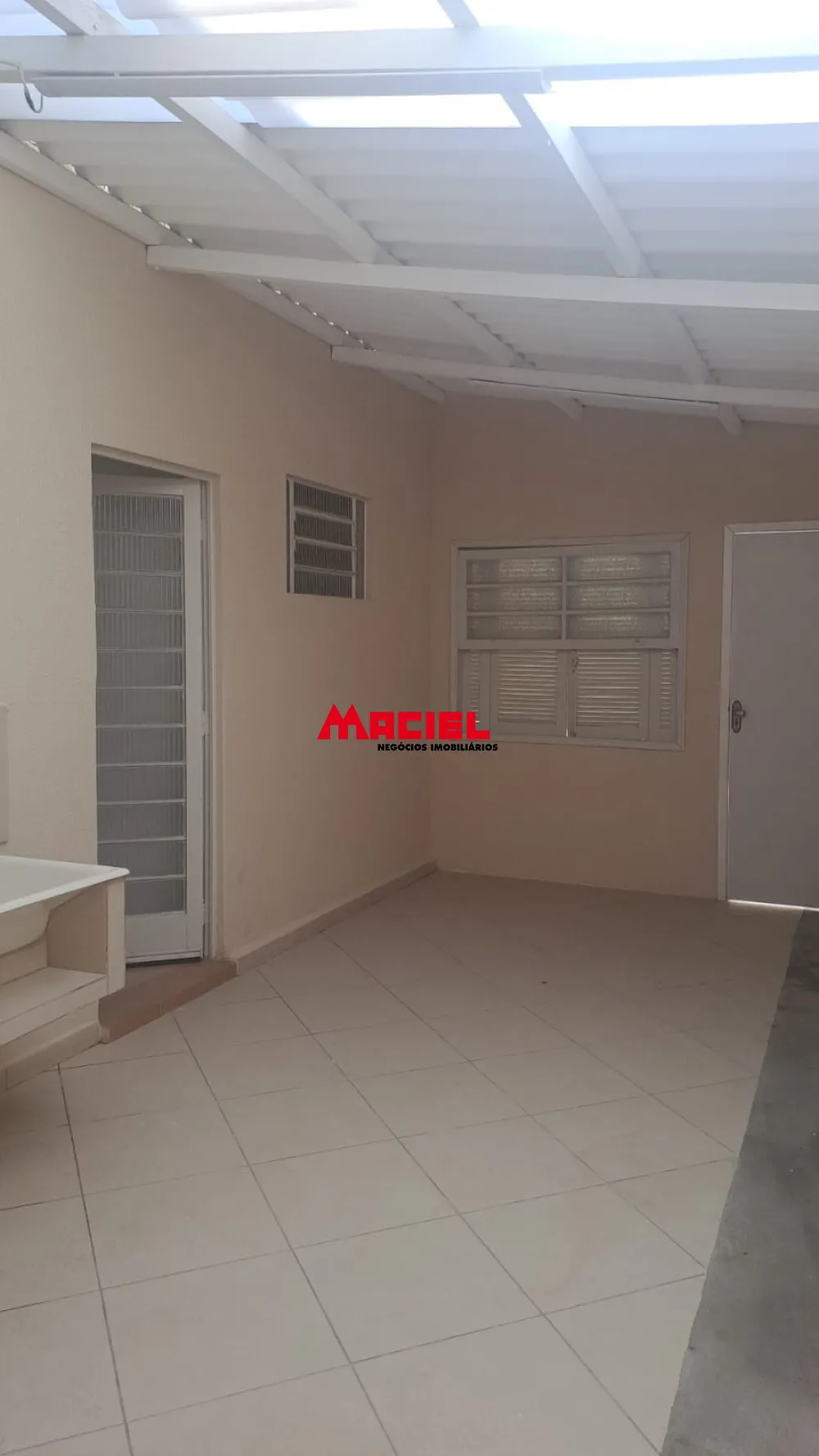 Comprar Casa / Padr&atilde;o em S&atilde;o Jos&eacute; dos Campos R$ 850.000,00 - Foto 3