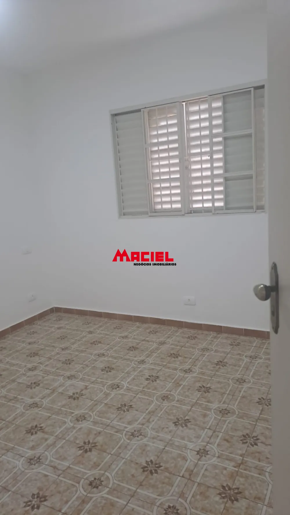 Comprar Casa / Padr&atilde;o em S&atilde;o Jos&eacute; dos Campos R$ 850.000,00 - Foto 11