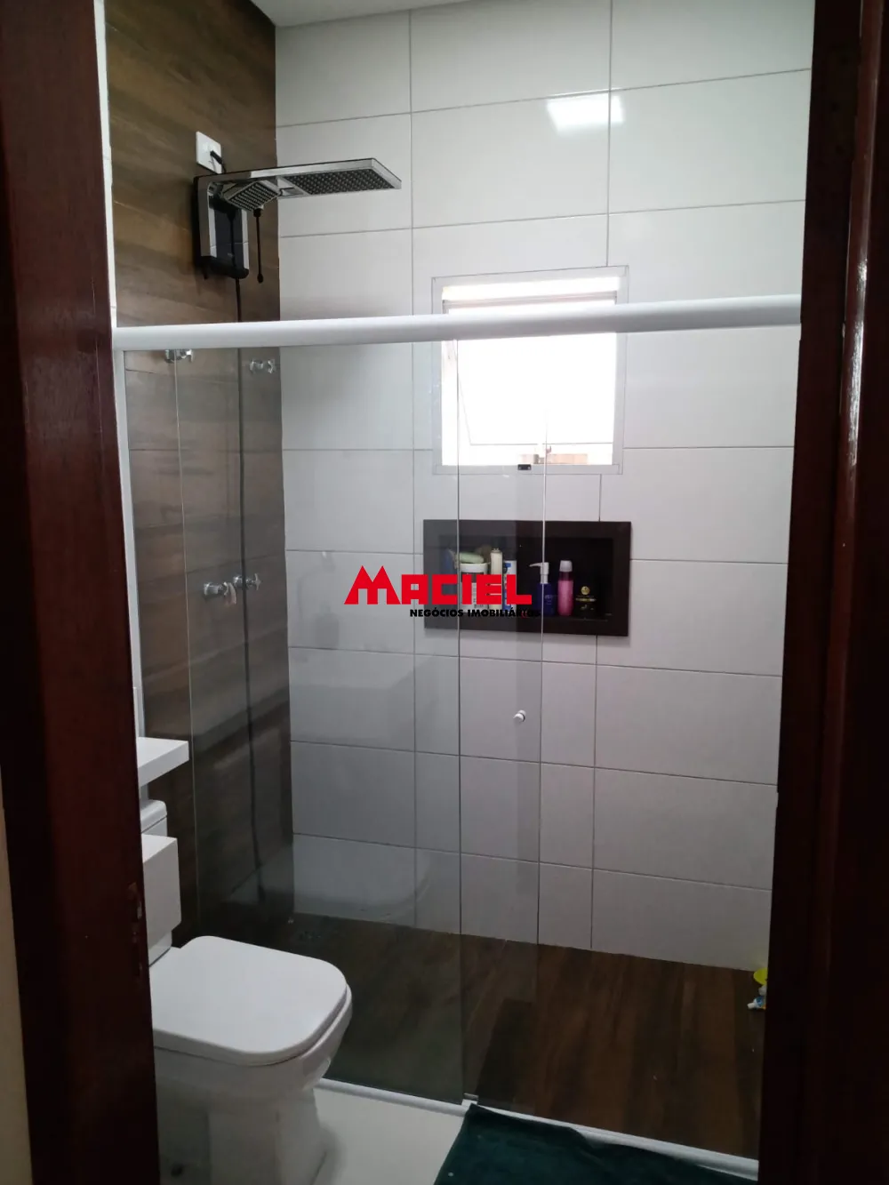 Comprar Casa / Padr&atilde;o em S&atilde;o Jos&eacute; dos Campos R$ 940.000,00 - Foto 10
