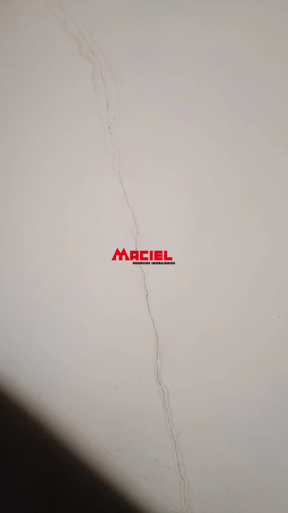 Alugar Comercial / Sala em S&atilde;o Jos&eacute; dos Campos R$ 1.500,00 - Foto 1